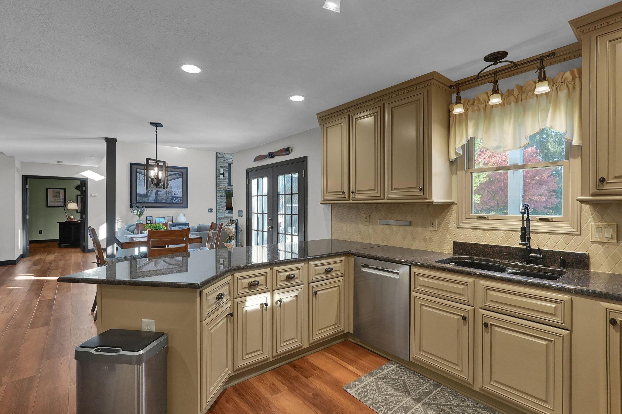 Canal Winchester, Ohio, 43110, United States, 4 Bedrooms Bedrooms, ,3 BathroomsBathrooms,Residential,For Sale,1988095