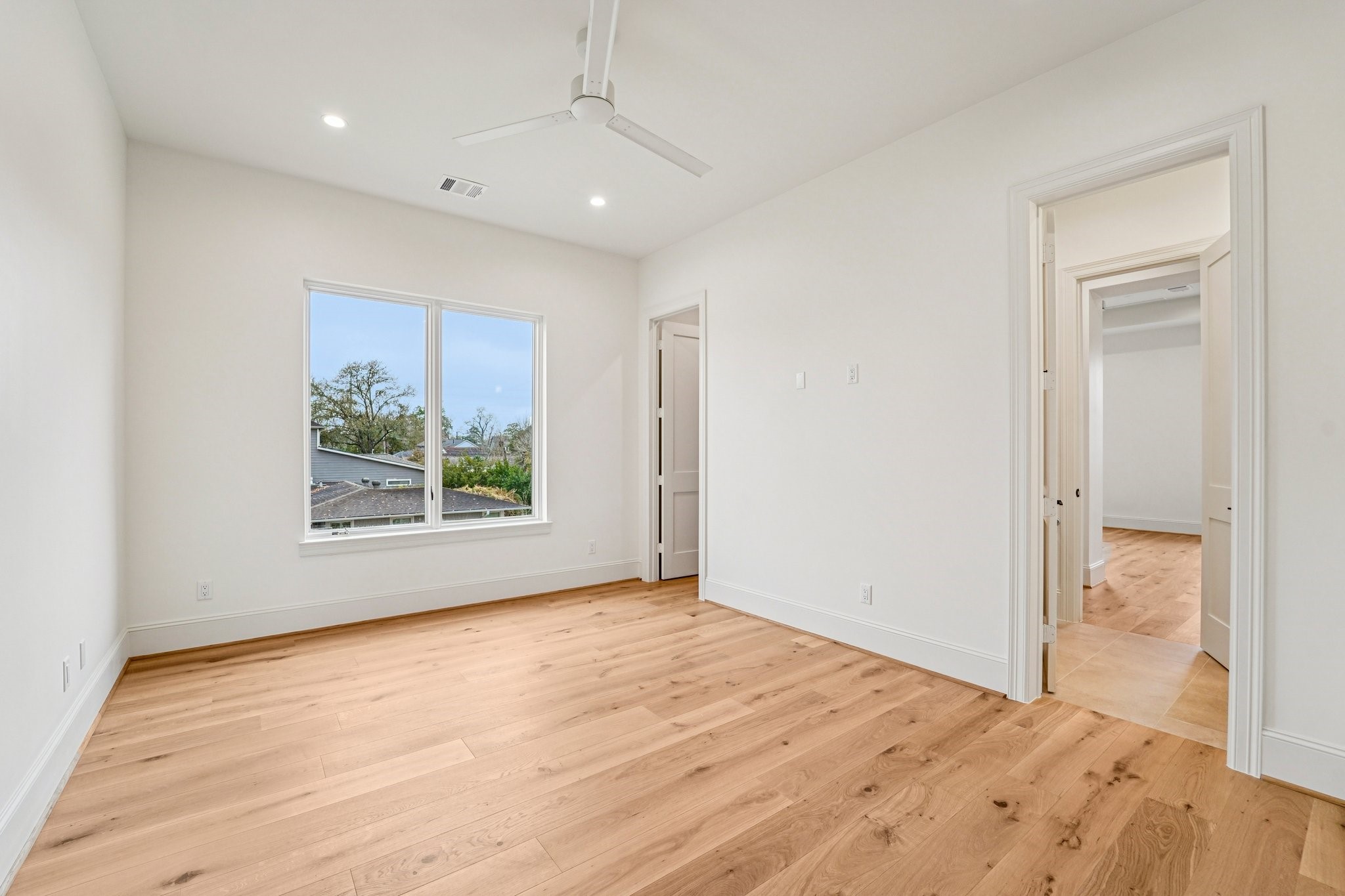  1306 Curtin Street - 物件實景
