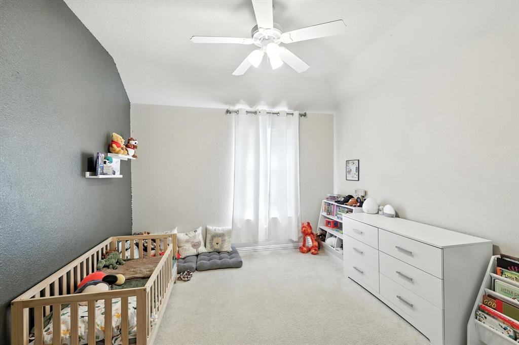 Grand Prairie, Texas, 75054, United States, 4 Bedrooms Bedrooms, ,4 BathroomsBathrooms,Residential,For Sale,1925878