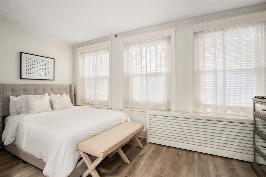 Boston, Massachusetts, 02116, United States, ,1 BathroomBathrooms,Residential,For Sale,2000980