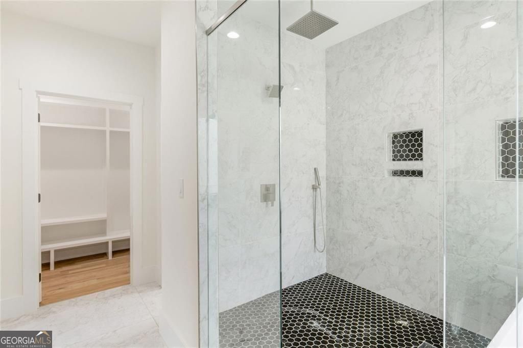 Avondale Estates, Georgia, 30002, United States, 5 Bedrooms Bedrooms, ,5 BathroomsBathrooms,Residential,For Sale,1904191