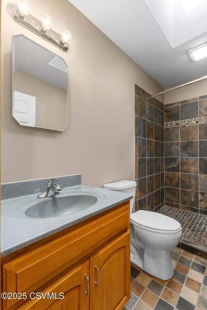 Danville, Pennsylvania, 17821, United States, 3 Bedrooms Bedrooms, ,1 BathroomBathrooms,Residential,For Sale,1974800