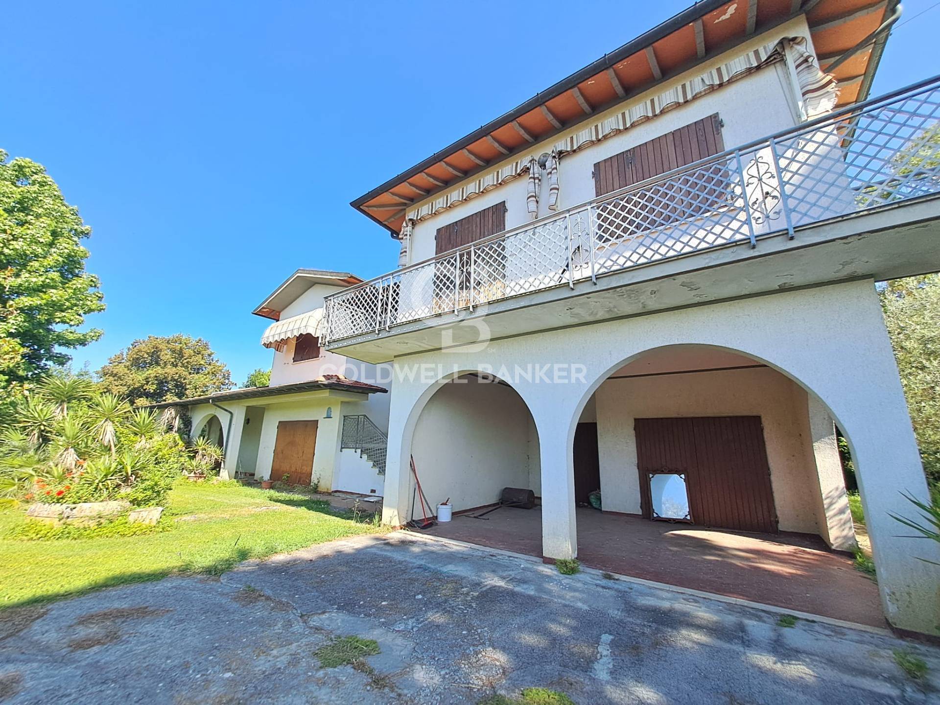 Pietrasanta, Lucca, 55045, IT, 4 Bedrooms Bedrooms, ,4 BathroomsBathrooms,Residential,For Sale,1826439