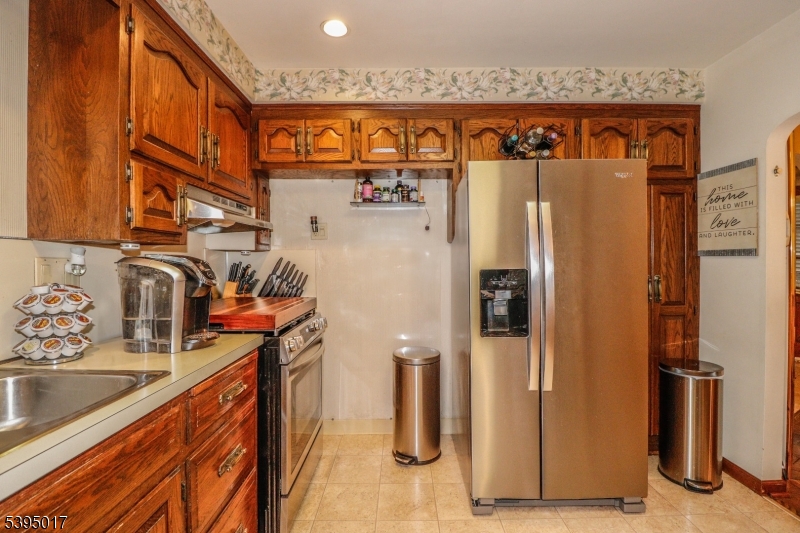 Rahway City, New Jersey, 07065, United States, 4 Bedrooms Bedrooms, ,2 BathroomsBathrooms,Residential,For Sale,1986510