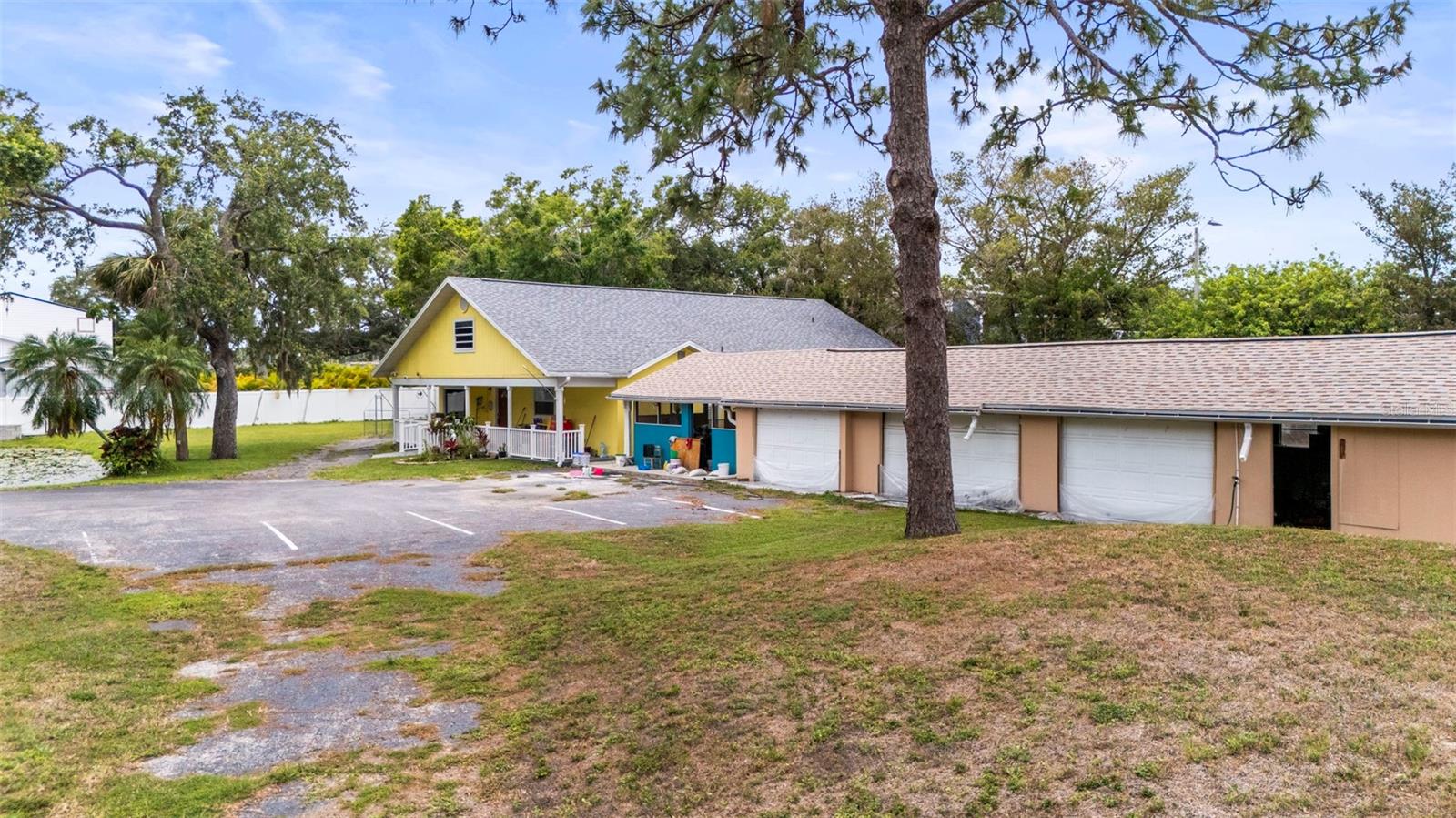 Clearwater, Florida, 33760, United States, 3 Bedrooms Bedrooms, ,2 BathroomsBathrooms,Residential,For Sale,1826177
