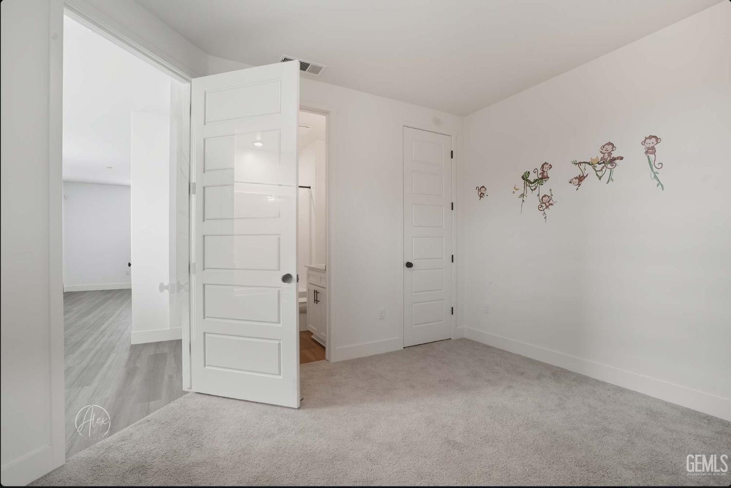 Bakersfield, California, 93314, United States, 5 Bedrooms Bedrooms, ,4 BathroomsBathrooms,Residential,For Sale,1983146