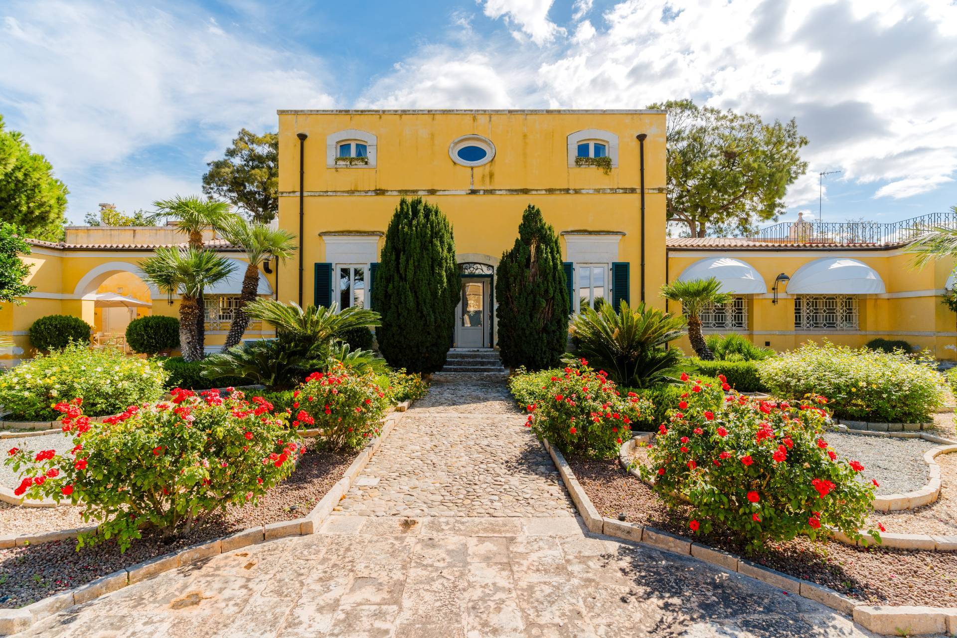 Molfetta, Bari, 70056, IT, 3 Bedrooms Bedrooms, ,4 BathroomsBathrooms,Residential,For Sale,1988051