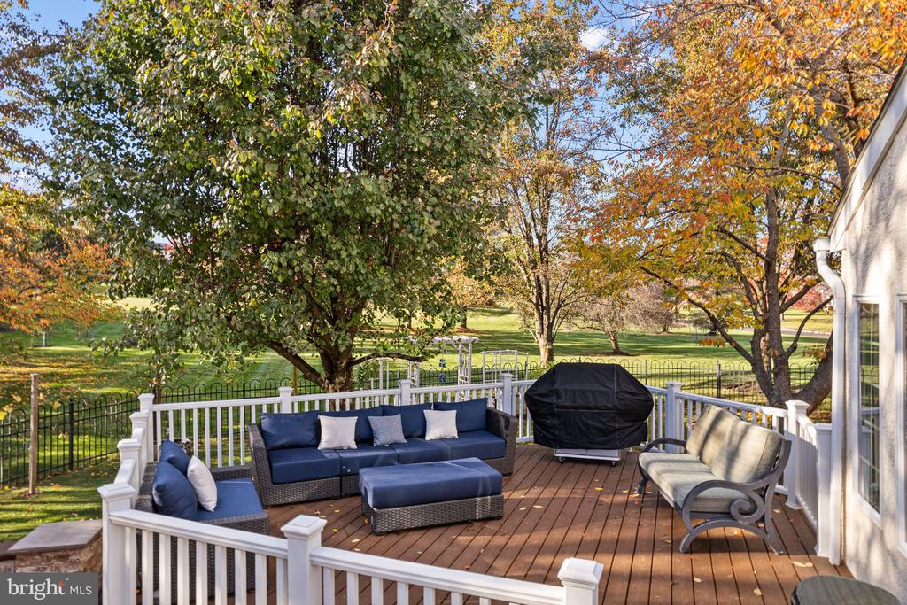 New Hope, Pennsylvania, 18938, United States, 4 Bedrooms Bedrooms, ,5 BathroomsBathrooms,Residential,For Sale,1987976