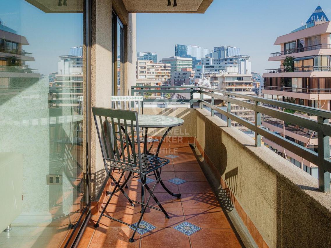Las Condes, Chile, 2 Bedrooms Bedrooms, ,1 BathroomBathrooms,Residential,For Sale,1827144