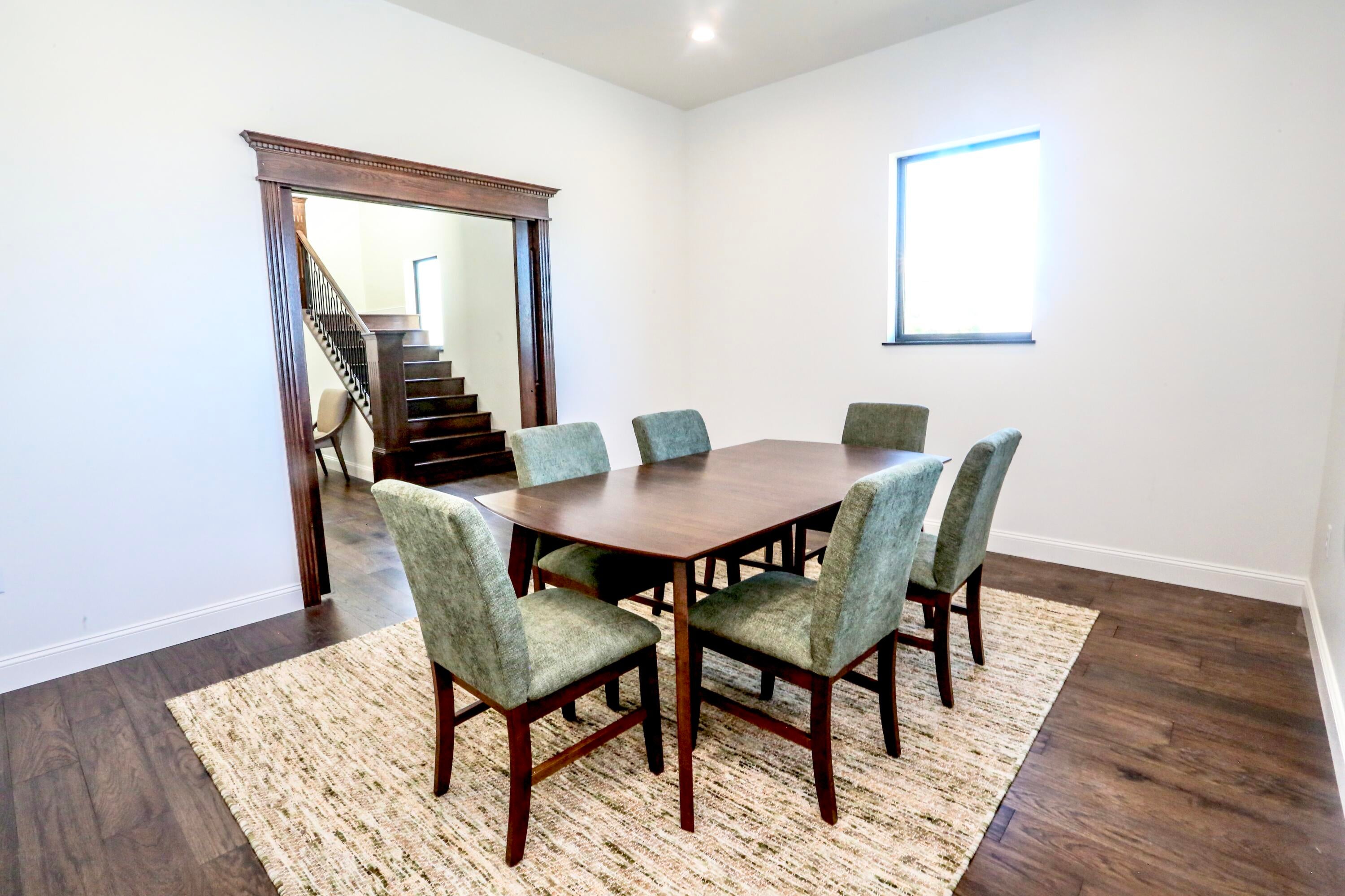 Aberdeen, South Dakota, 57401, United States, 6 Bedrooms Bedrooms, ,Residential,For Sale,2048442