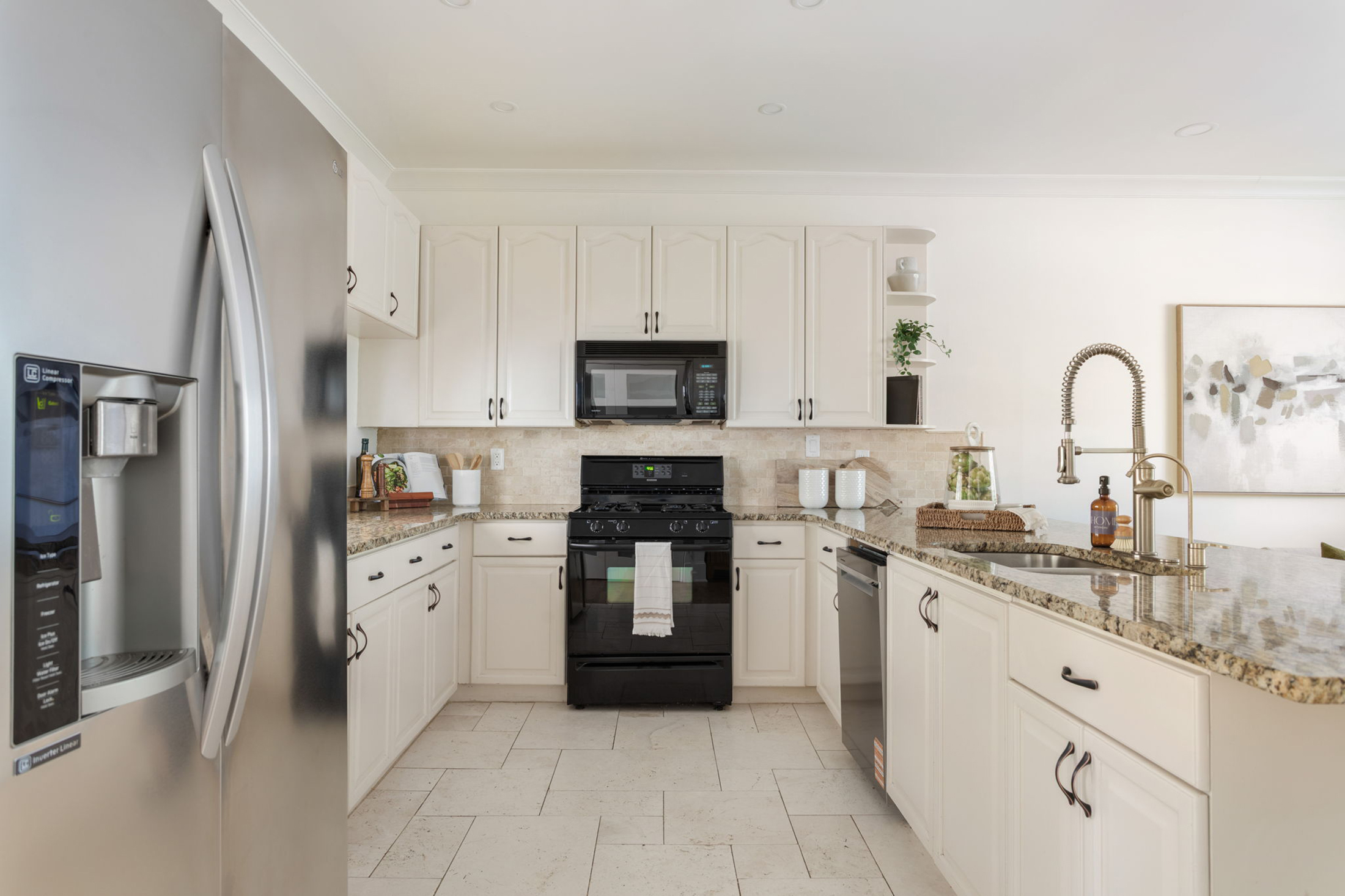  Beautifully Renovated Residence in Brookhaven Fields - 物件實景