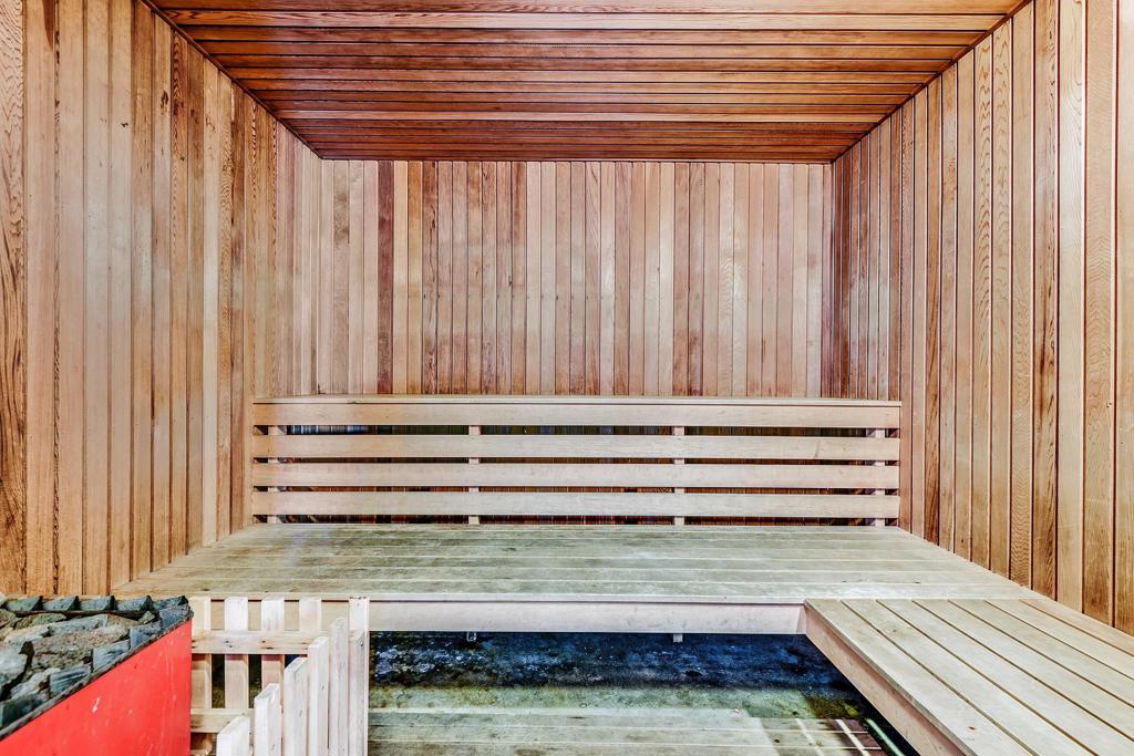 Hayward, California, 94541, United States, 2 Bedrooms Bedrooms, ,2 BathroomsBathrooms,Residential,For Sale,2012744