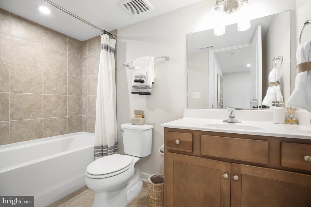 Stafford, Virginia, 22556, United States, 4 Bedrooms Bedrooms, ,3 BathroomsBathrooms,Residential,For Sale,1849759