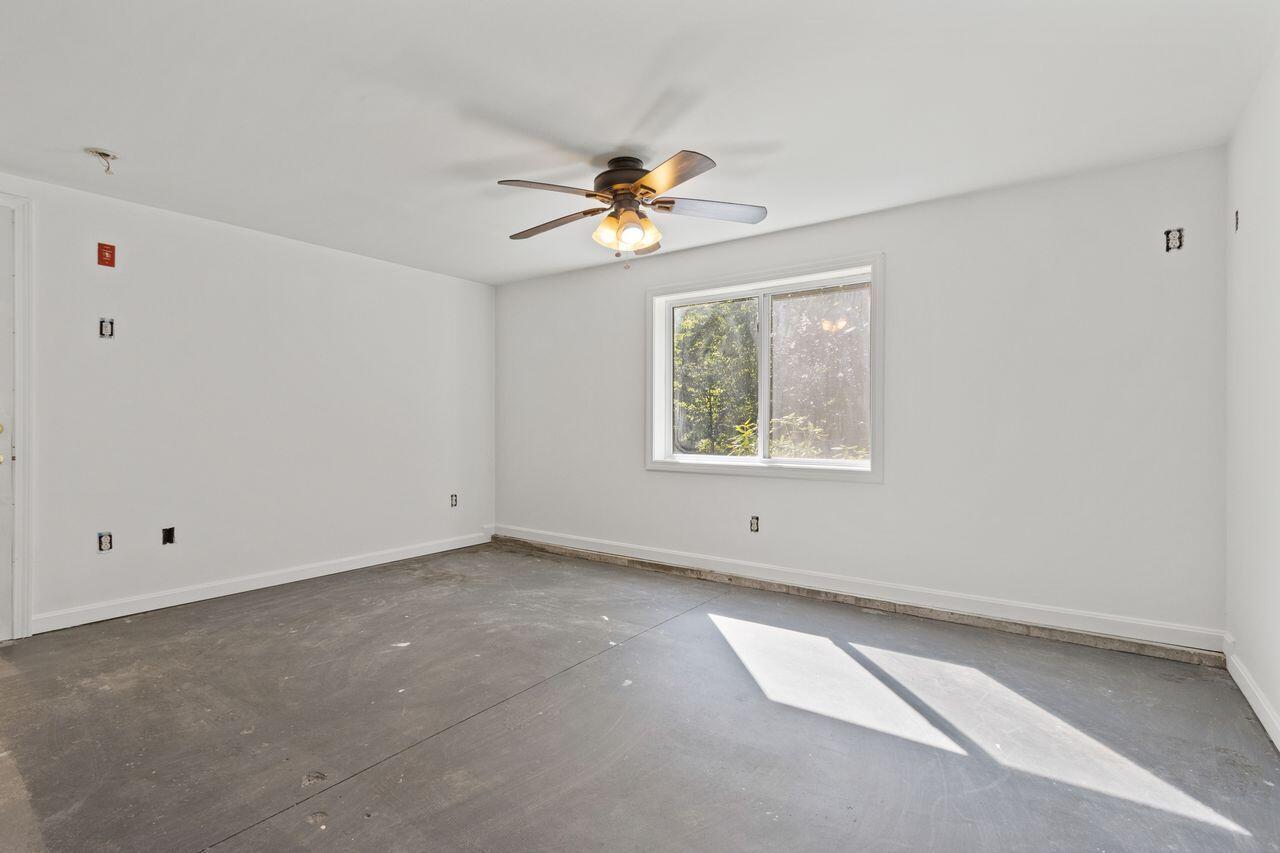 Windham, Maine, 04062, United States, 3 Bedrooms Bedrooms, ,3 BathroomsBathrooms,Residential,For Sale,1926366