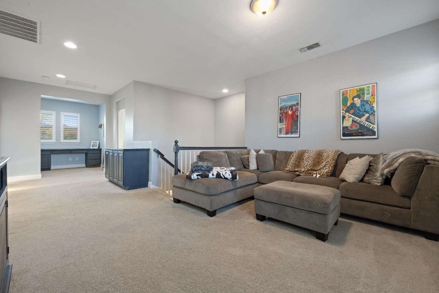 Oakdale, California, 95361, United States, 4 Bedrooms Bedrooms, ,4 BathroomsBathrooms,Residential,For Sale,2011319