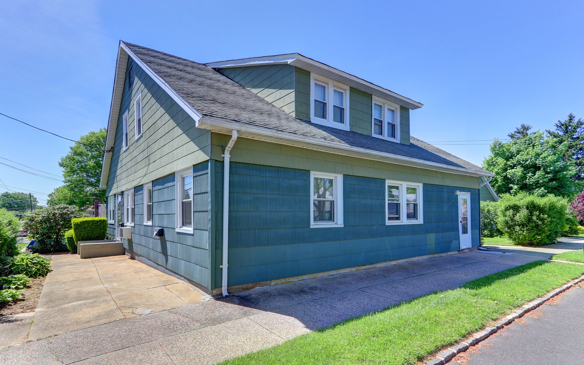  54 McKinley Avenue, Albertson, NY 11507 - 物件實景