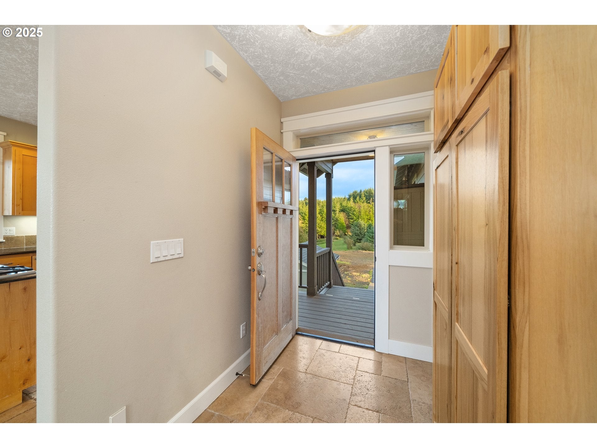 Tillamook, Oregon, 97141, United States, 3 Bedrooms Bedrooms, ,4 BathroomsBathrooms,Residential,For Sale,1998230