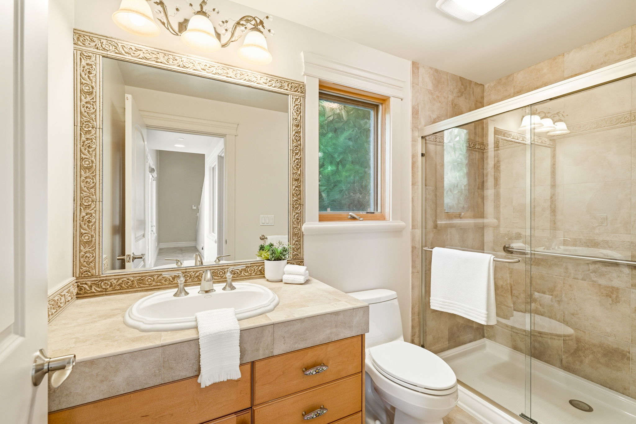  2837 East Lake Sammamish Parkway Northeast, Sammamish, WA 98074 - 物件實景