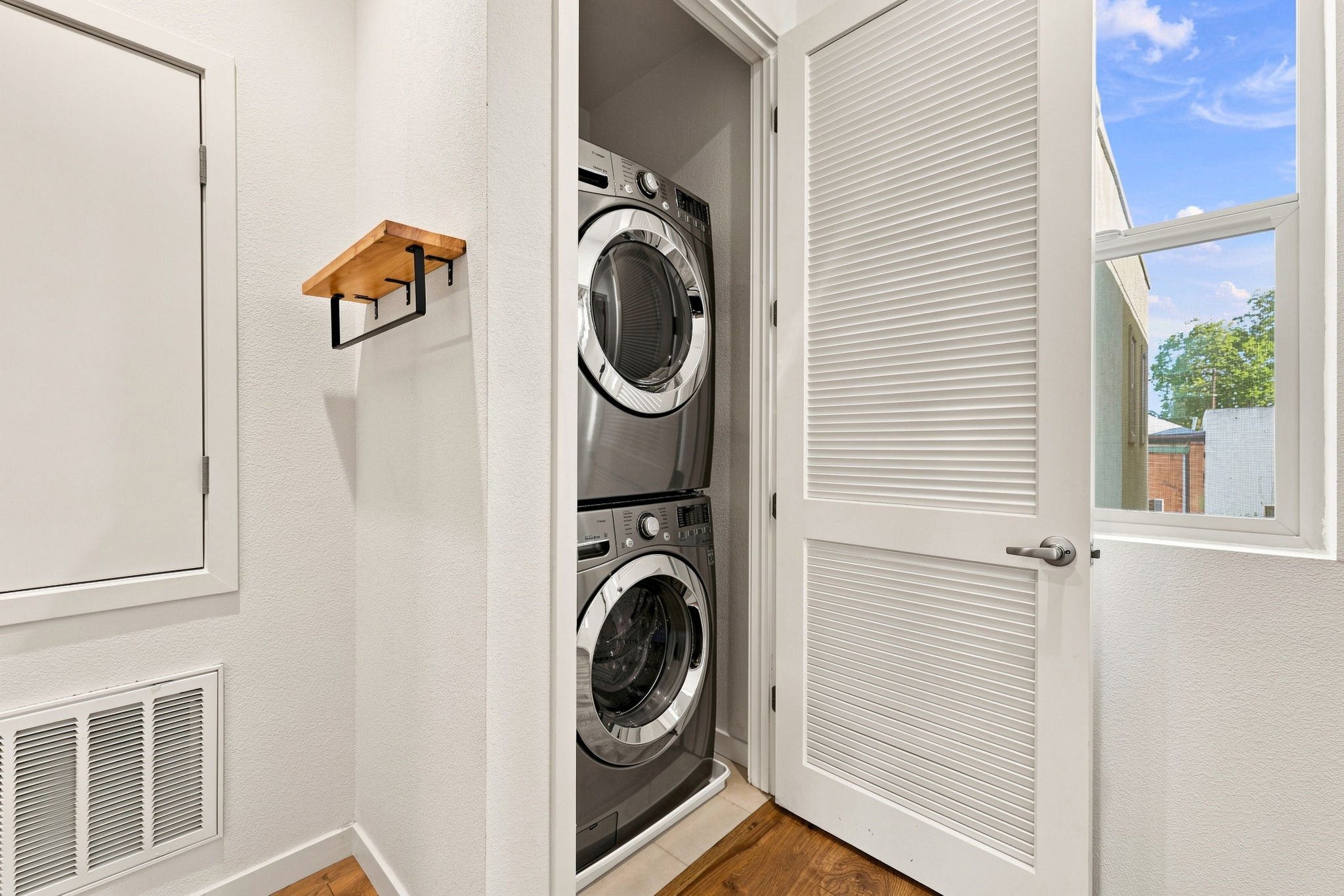  453 Crate Avenue, Sacramento, CA 95818 - 物件實景