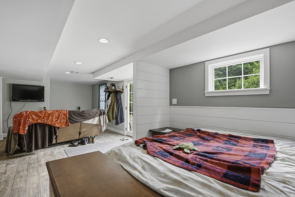 Franklin, Massachusetts, 02038, United States, 3 Bedrooms Bedrooms, ,Residential,For Sale,2048038