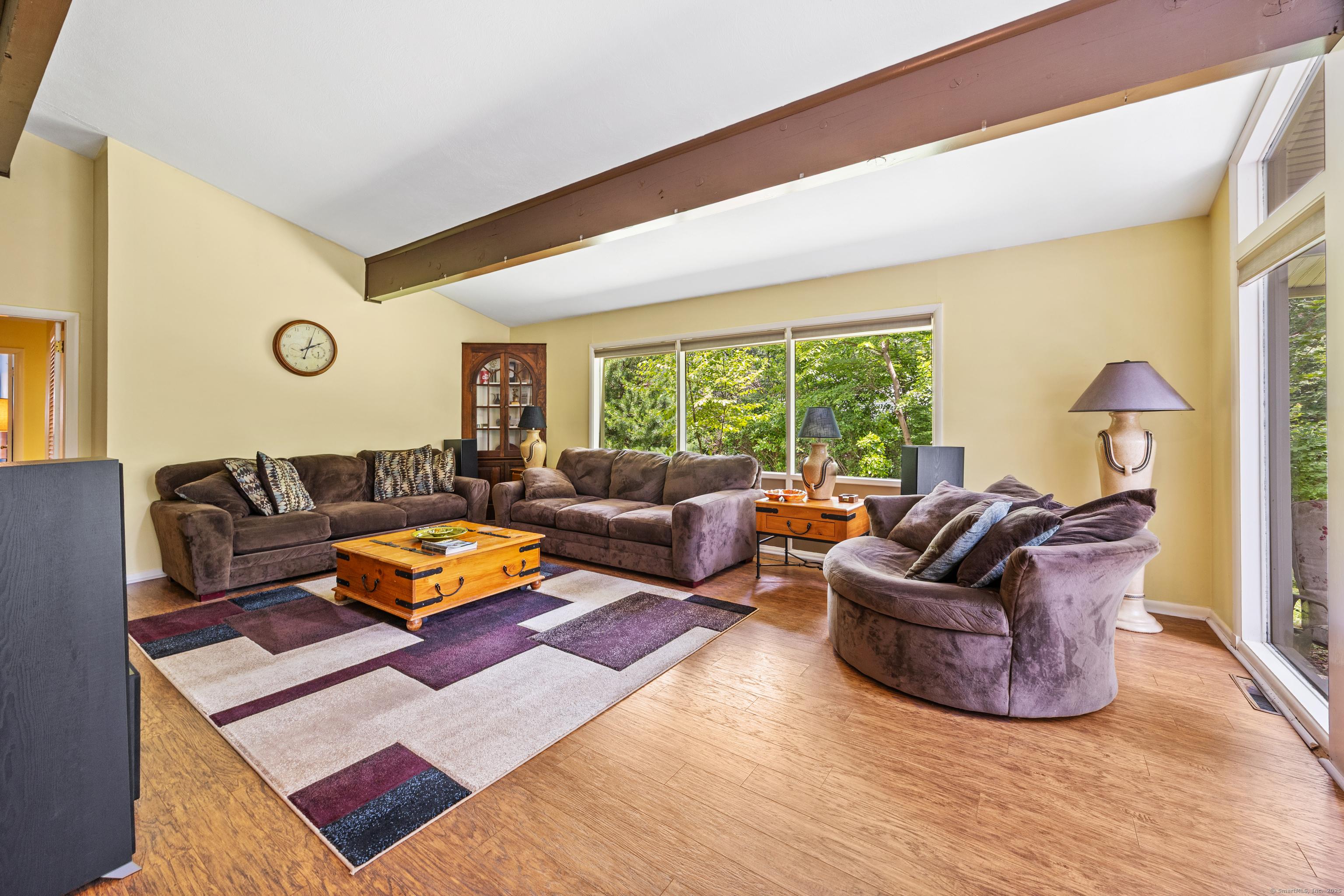 Avon, Connecticut, 06001, United States, 5 Bedrooms Bedrooms, ,3 BathroomsBathrooms,Residential,For Sale,1920498