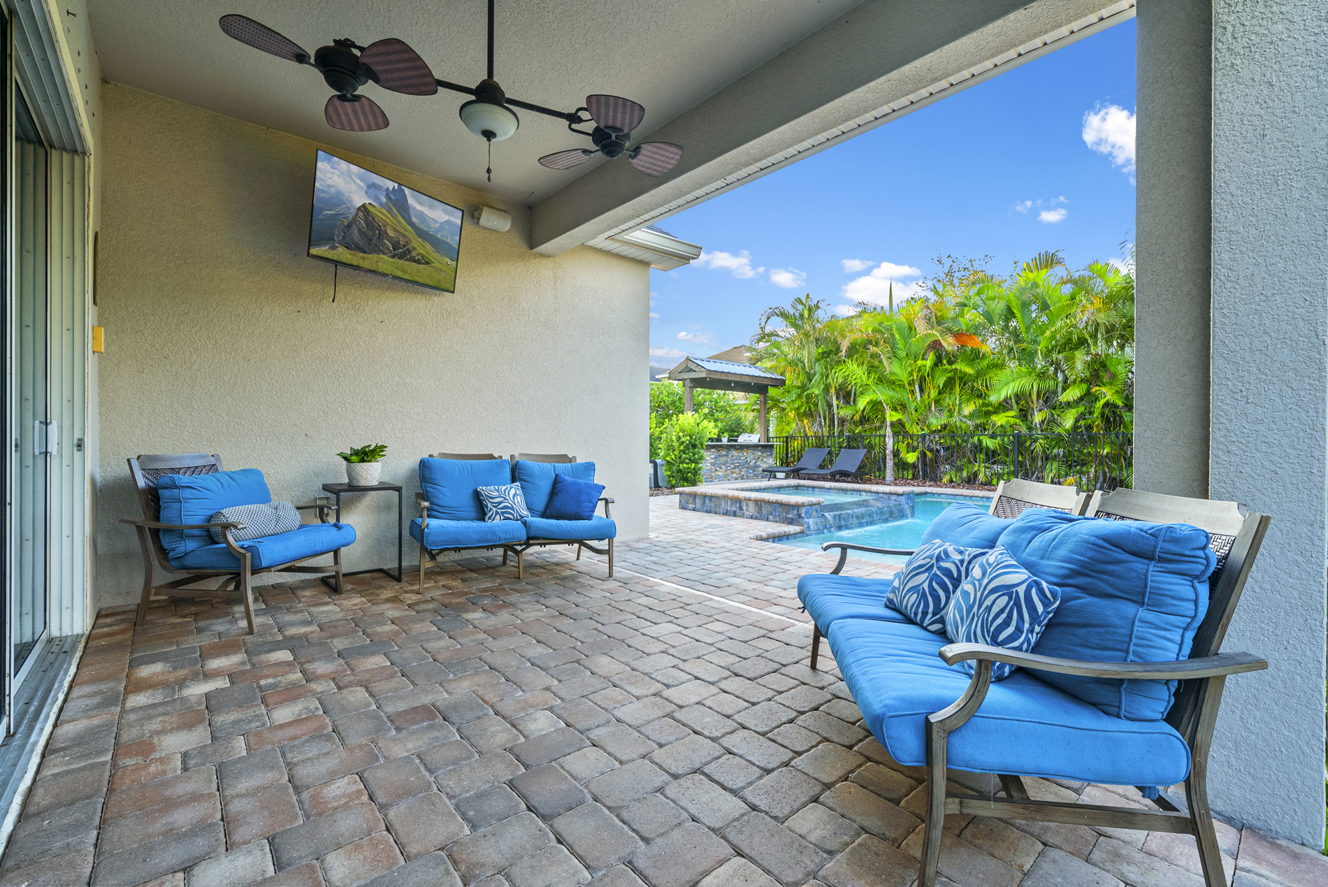 Apollo Beach, Florida, 33572, United States, 4 Bedrooms Bedrooms, ,4 BathroomsBathrooms,Residential,For Sale,1983911