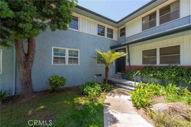 Los Angeles, California, 90016, United States, 2 Bedrooms Bedrooms, ,2 BathroomsBathrooms,Residential,For Sale,1980919