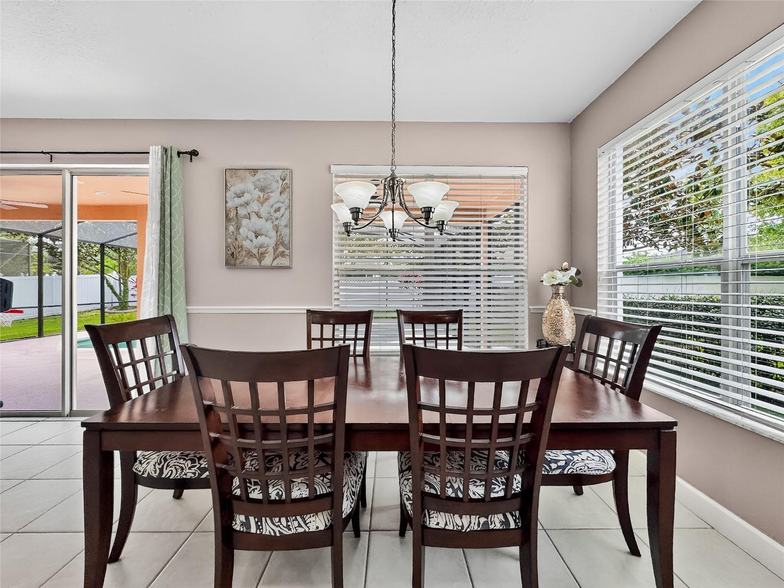 OVIEDO, Florida, 32766, United States, 5 Bedrooms Bedrooms, ,3 BathroomsBathrooms,Residential,For Sale,1974970