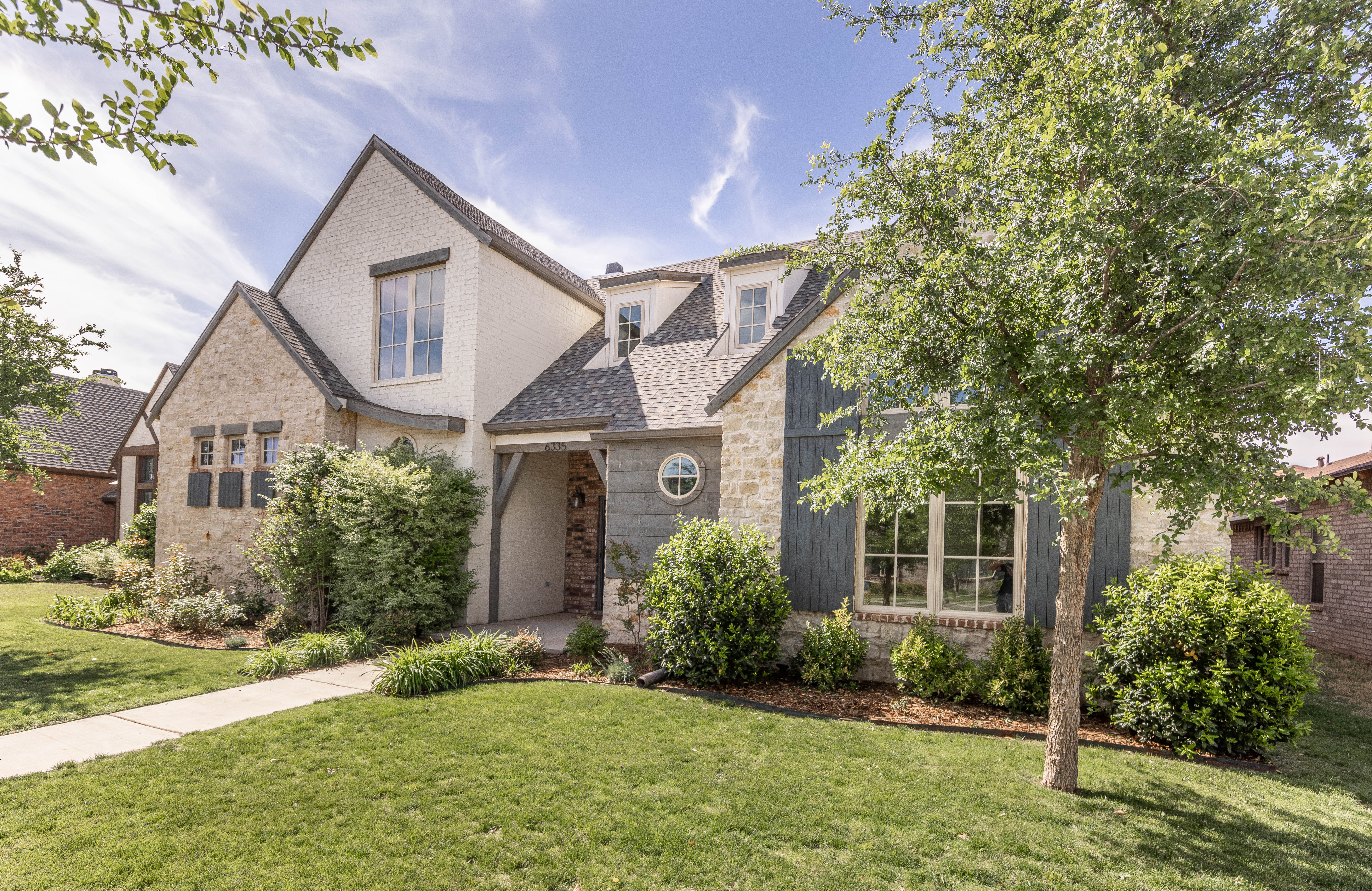 Lubbock, Texas, 79424, United States, 4 Bedrooms Bedrooms, ,4 BathroomsBathrooms,Residential,For Sale,1761130