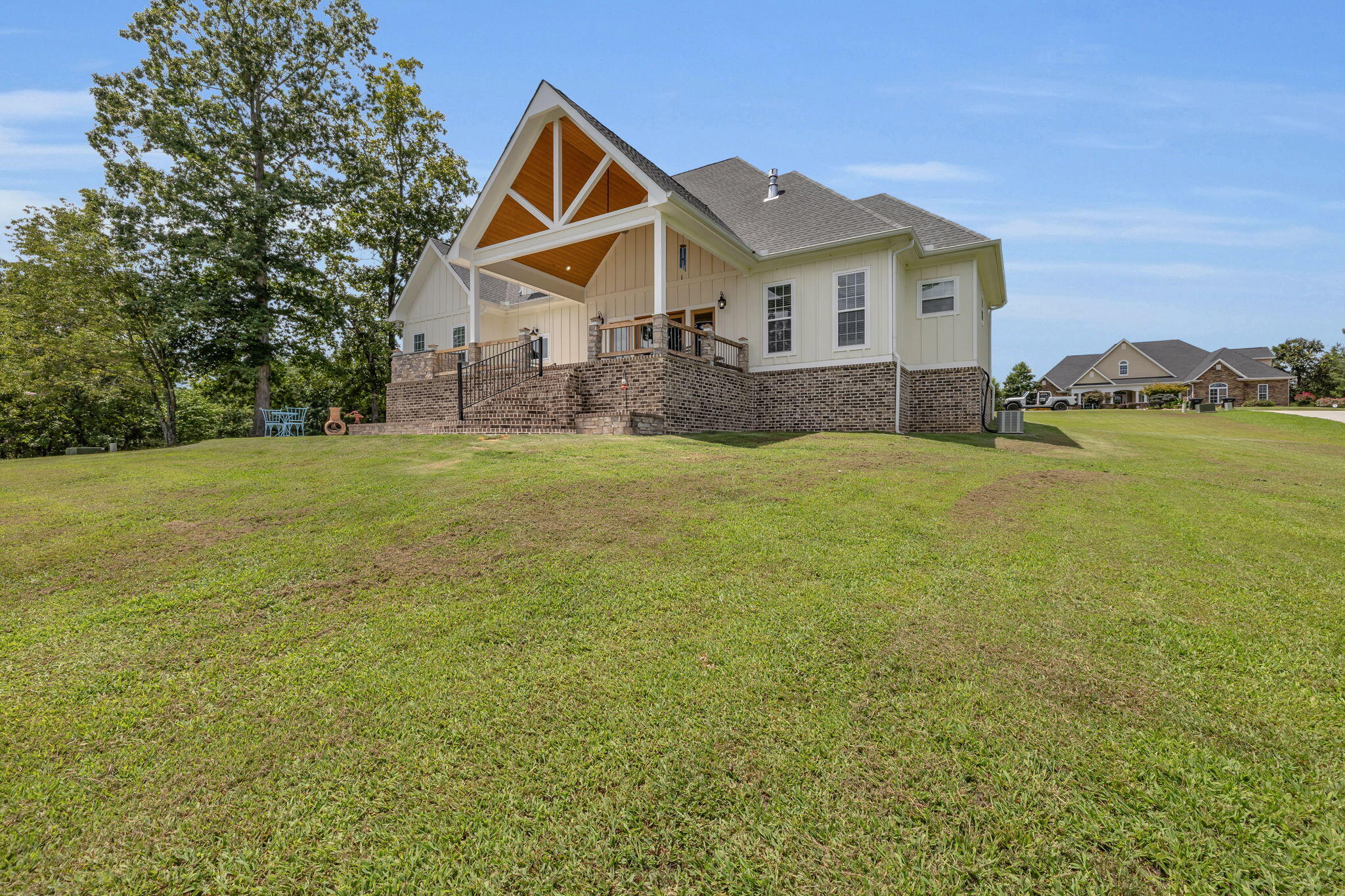 Dunlap, Tennessee, 37327, United States, 4 Bedrooms Bedrooms, ,4 BathroomsBathrooms,Residential,For Sale,1914662
