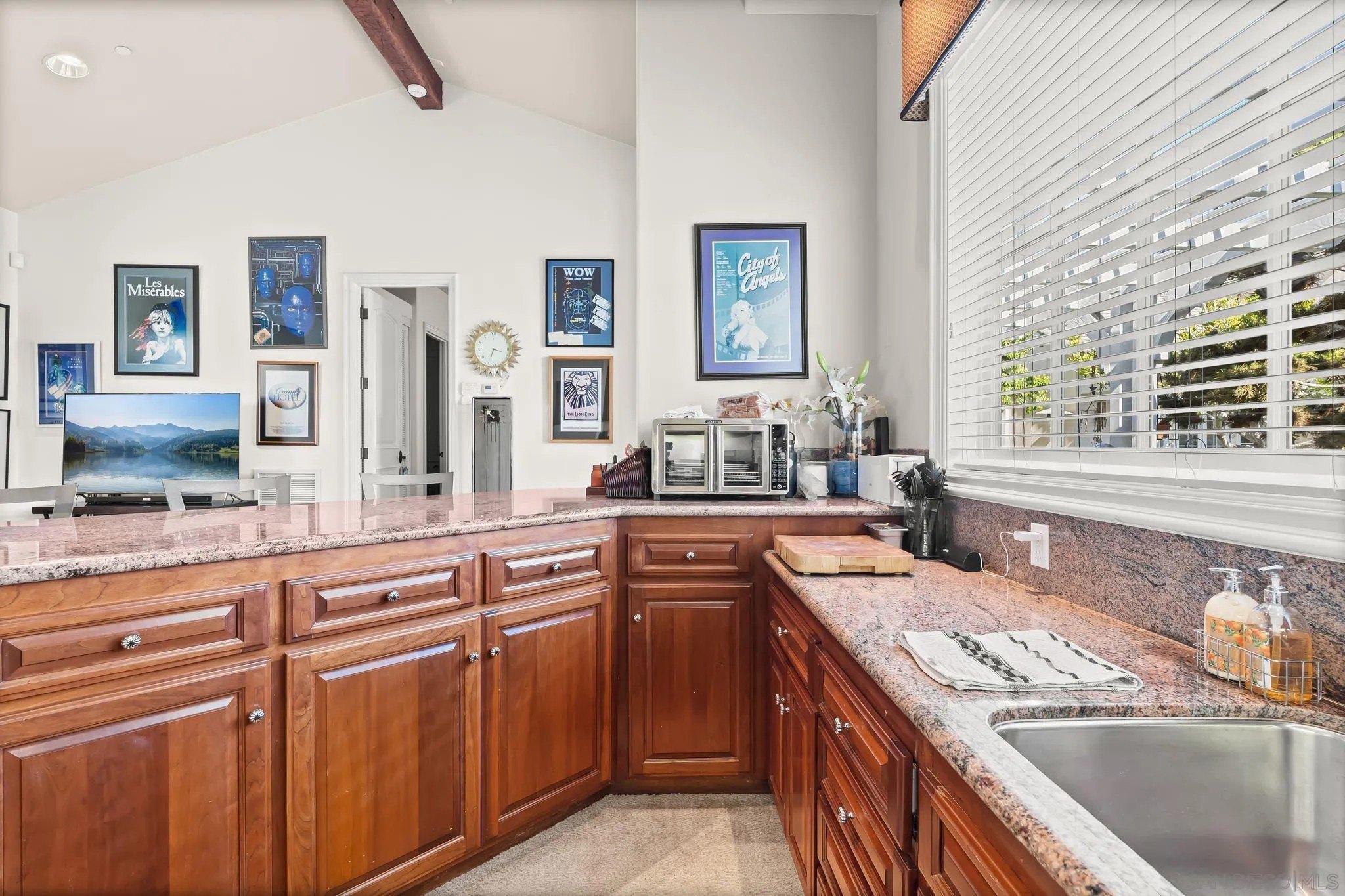 Rancho Santa Fe, California, 92067, United States, 5 Bedrooms Bedrooms, ,7 BathroomsBathrooms,Residential,For Sale,1901457