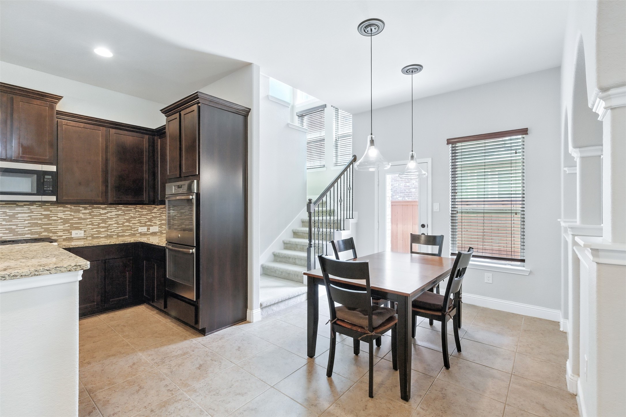 Kingwood, Texas, 77365, United States, 4 Bedrooms Bedrooms, ,5 BathroomsBathrooms,Residential,For Sale,1901470
