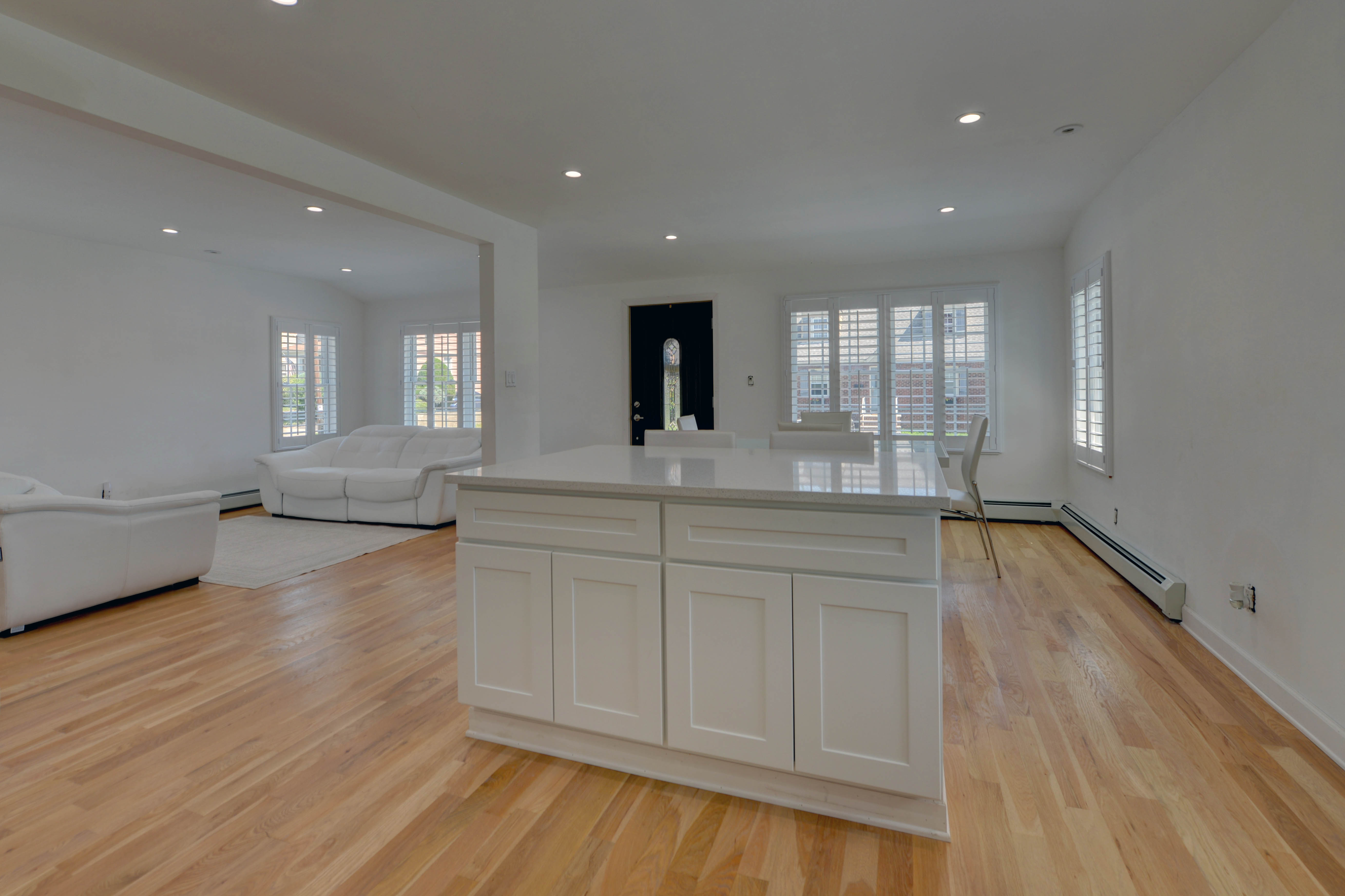 Essex, Nutley Township, New Jersey, 07110, United States, 3 Bedrooms Bedrooms, ,2 BathroomsBathrooms,Residential,For Sale,1873561