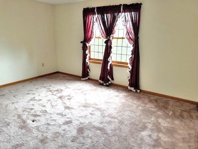 Sutton, Massachusetts, 01590, United States, 3 Bedrooms Bedrooms, ,3 BathroomsBathrooms,Residential,For Sale,1977075