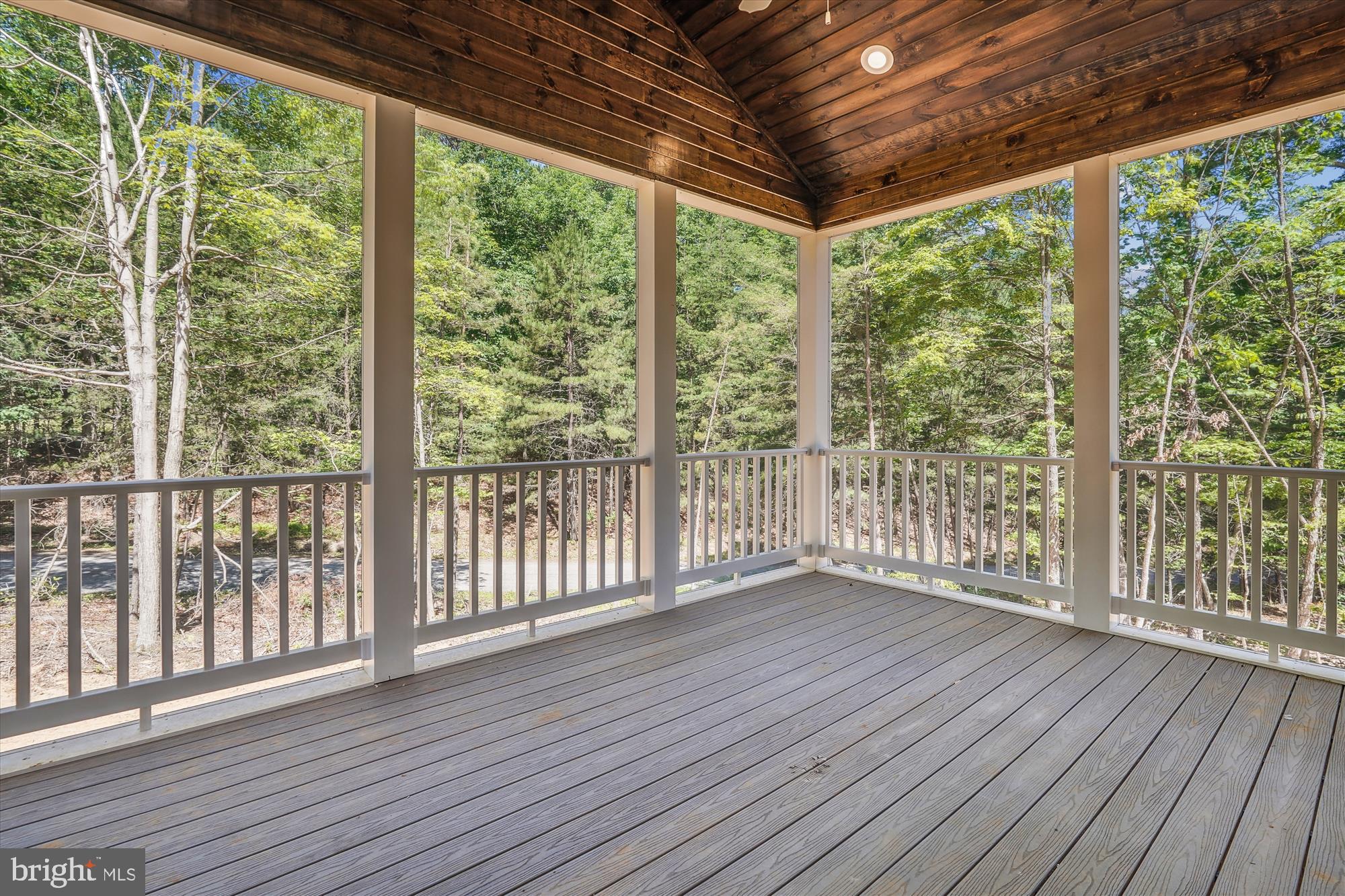 Elkwood, Virginia, 22718, United States, 4 Bedrooms Bedrooms, ,4 BathroomsBathrooms,Residential,For Sale,1823102