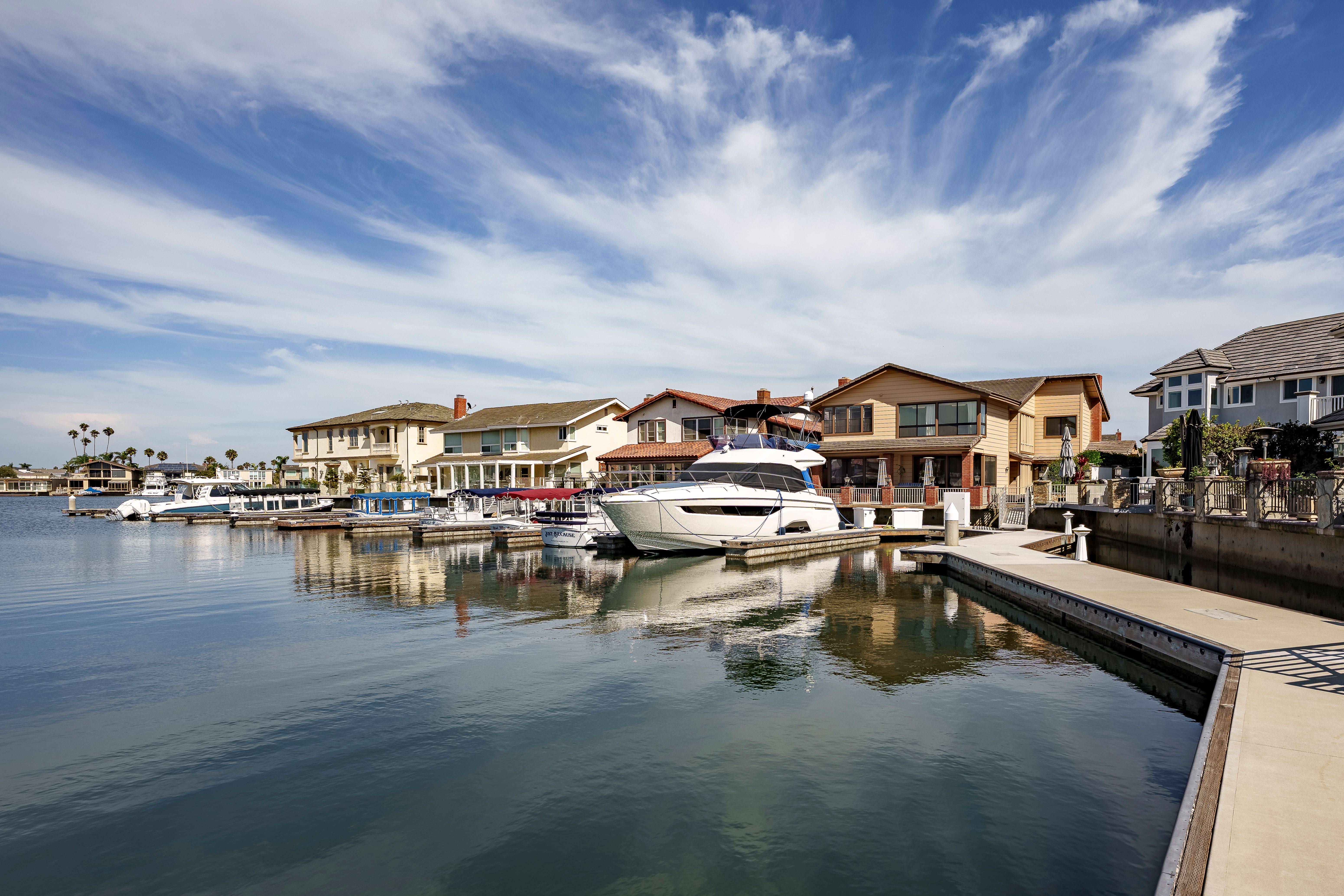 Huntington Beach, CA 92649