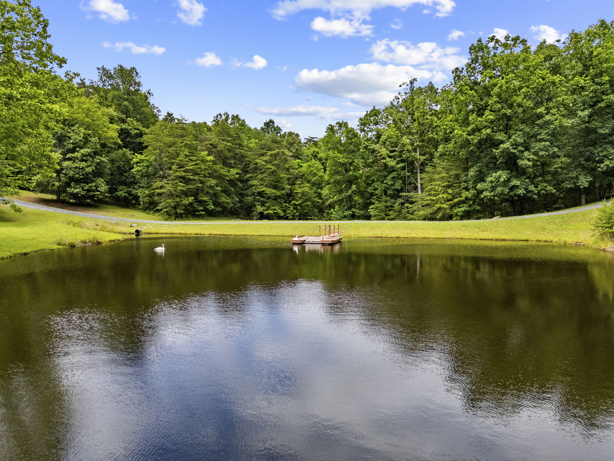  310 Red Gate Retreat Way, Berkeley Springs, WV 25411 - 物件實景
