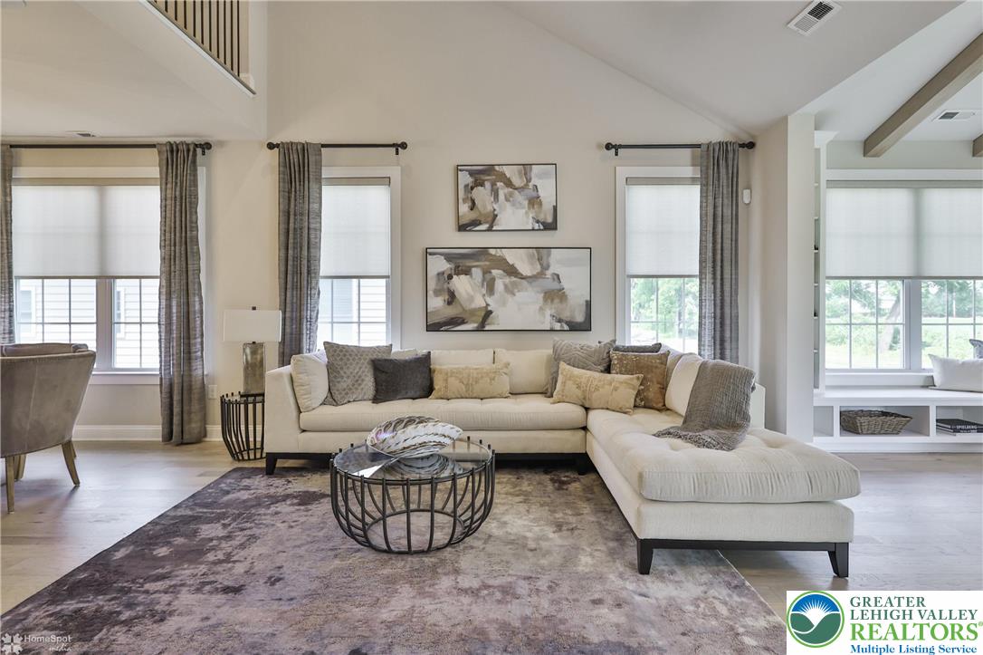 Easton, Pennsylvania, 18045, United States, 3 Bedrooms Bedrooms, ,3 BathroomsBathrooms,Residential,For Sale,1921447