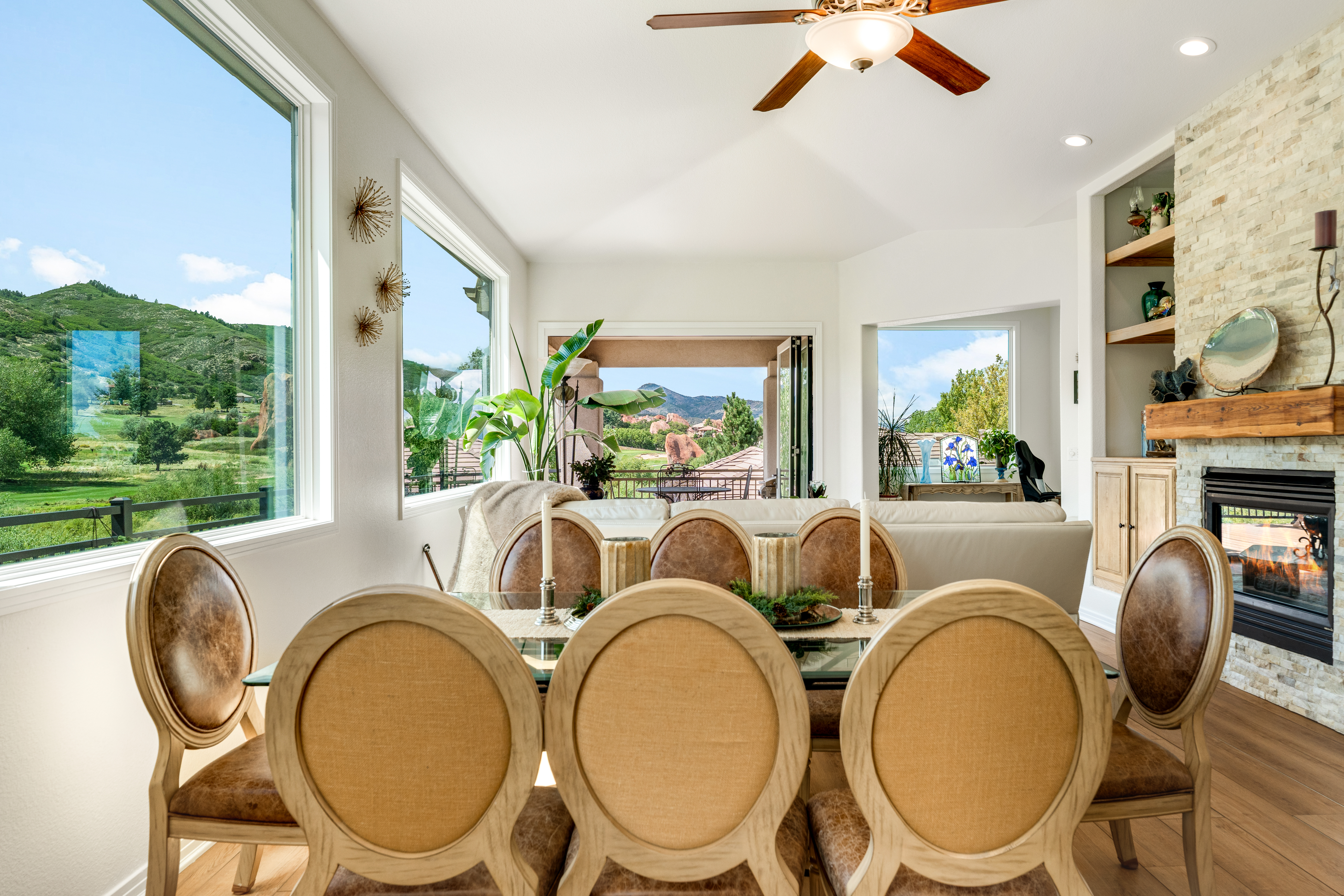  Beautifully maintained ranch home sits on award-winning arrowhead golf course - 物件實景