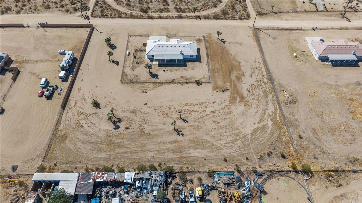 Phelan, California, 92371, United States, 4 Bedrooms Bedrooms, ,3 BathroomsBathrooms,Residential,For Sale,1983019