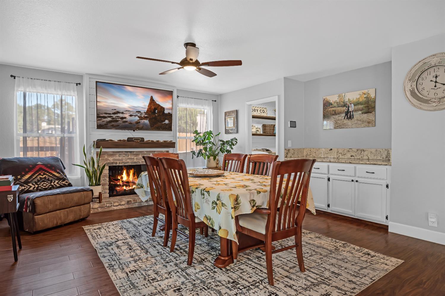 Cameron Park, California, 95682, United States, 4 Bedrooms Bedrooms, ,3 BathroomsBathrooms,Residential,For Sale,1942524