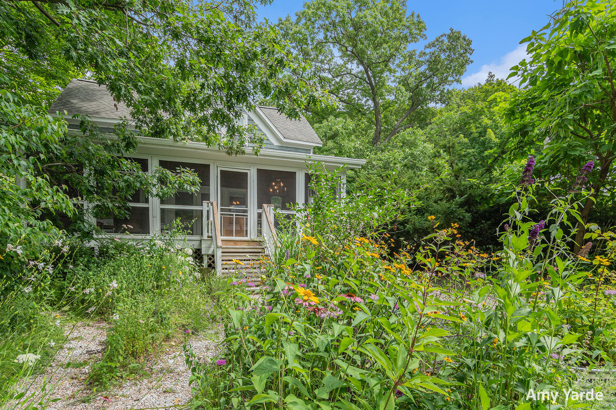 Saugatuck, Michigan, 49453, United States, 2 Bedrooms Bedrooms, ,2 BathroomsBathrooms,Residential,For Sale,1897560
