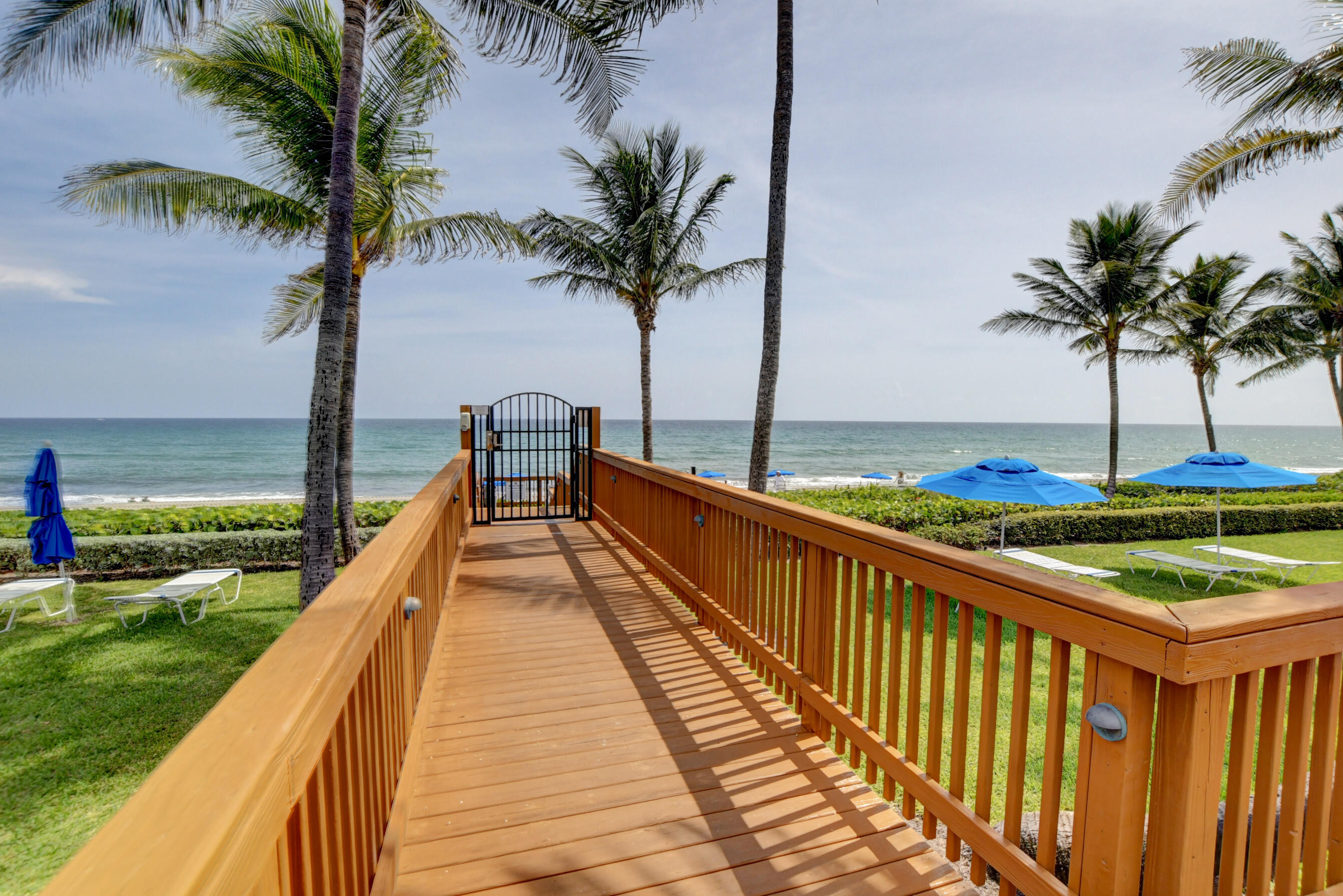 Highland Beach, Florida, 33487, United States, 2 Bedrooms Bedrooms, ,2 BathroomsBathrooms,Residential,For Sale,1907746