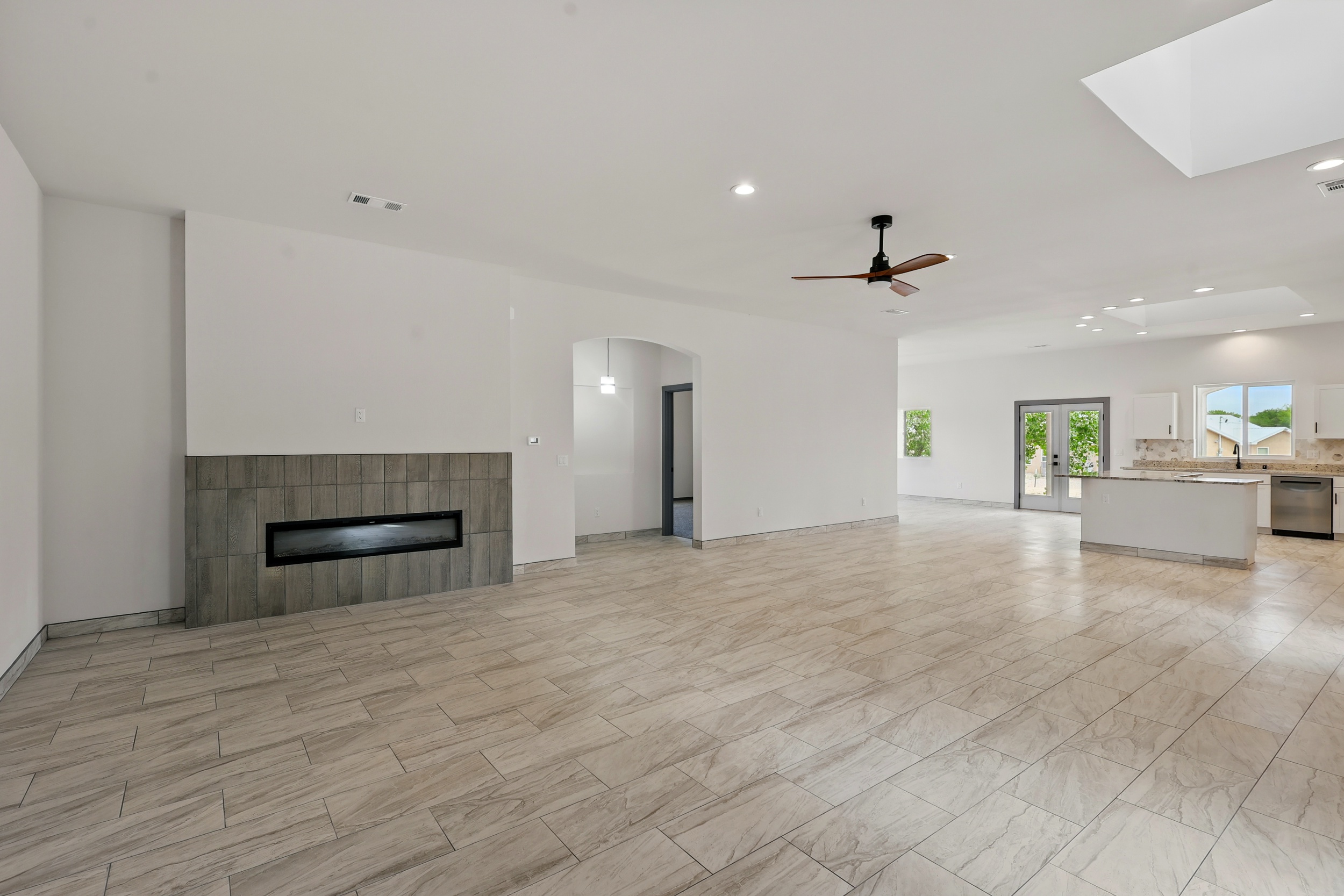 Los Lunas, New Mexico, 87031, United States, 4 Bedrooms Bedrooms, ,2 BathroomsBathrooms,Residential,For Sale,1943131