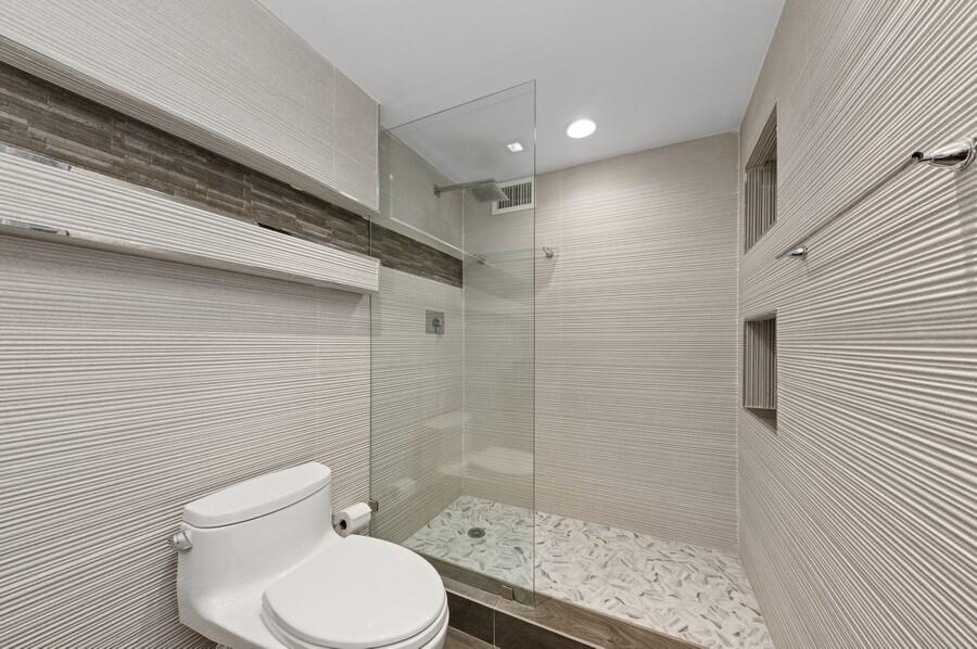 Delray Beach, Florida, 33483, United States, 2 Bedrooms Bedrooms, ,2 BathroomsBathrooms,Residential,For Sale,1826520