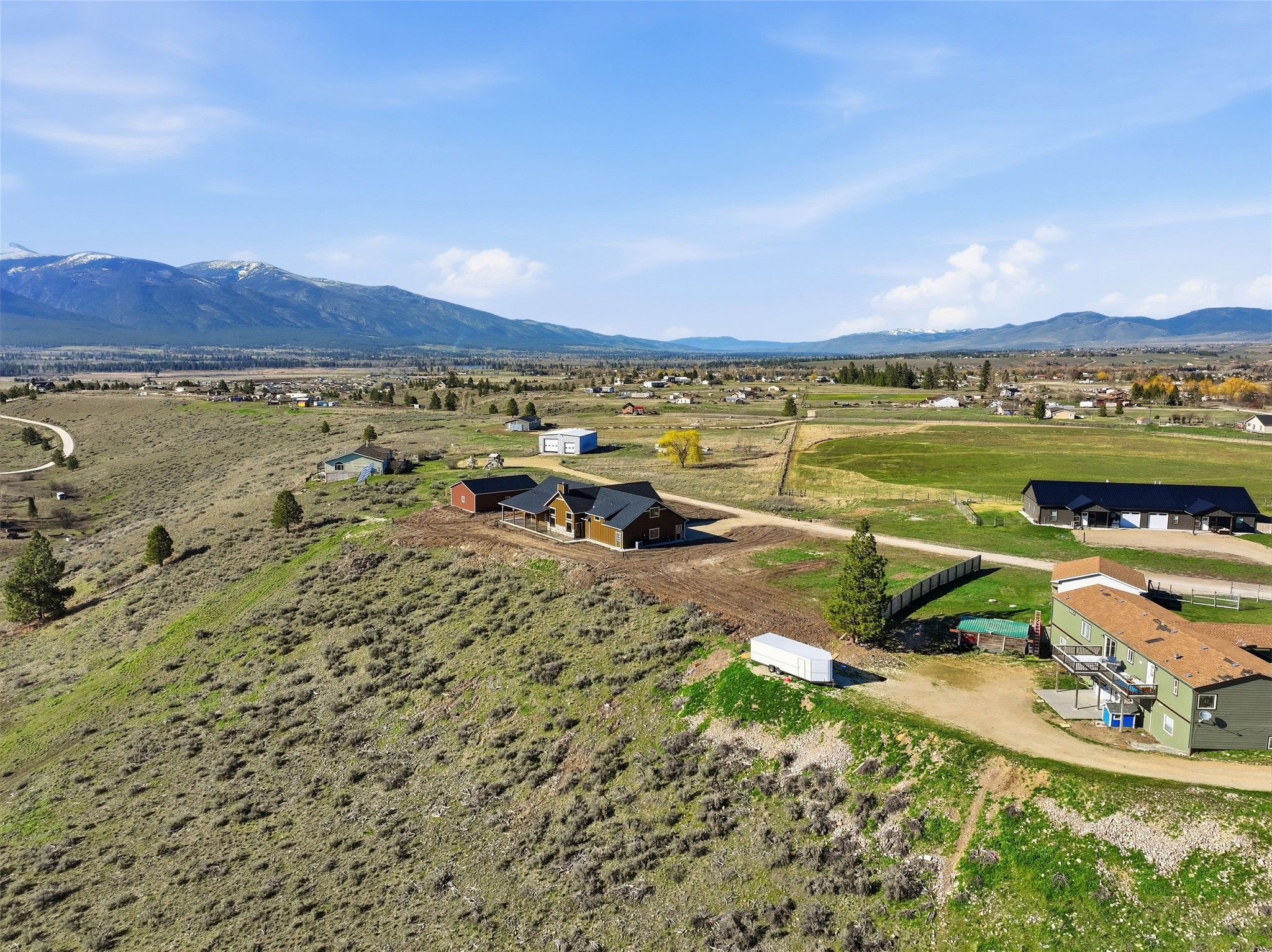  475 Ashleigh Lane - 物件實景