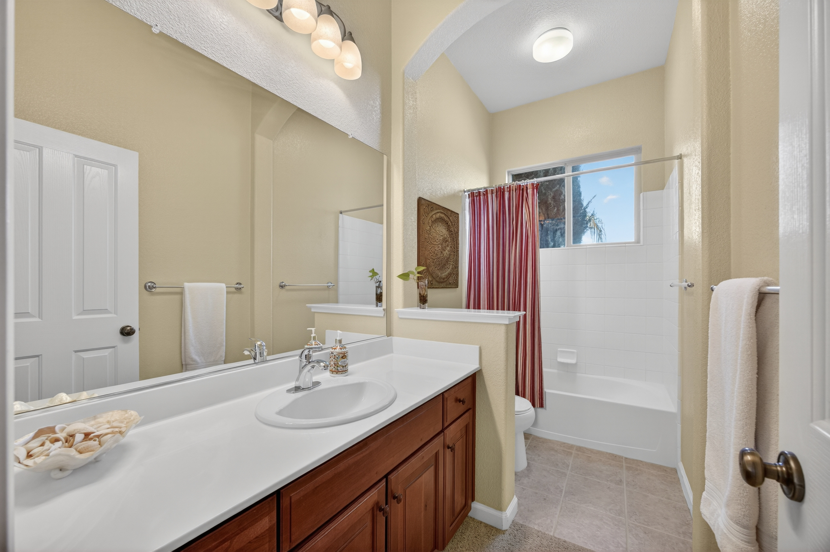  1864 Avondale Drive, Roseville, CA 95747 - 物件實景