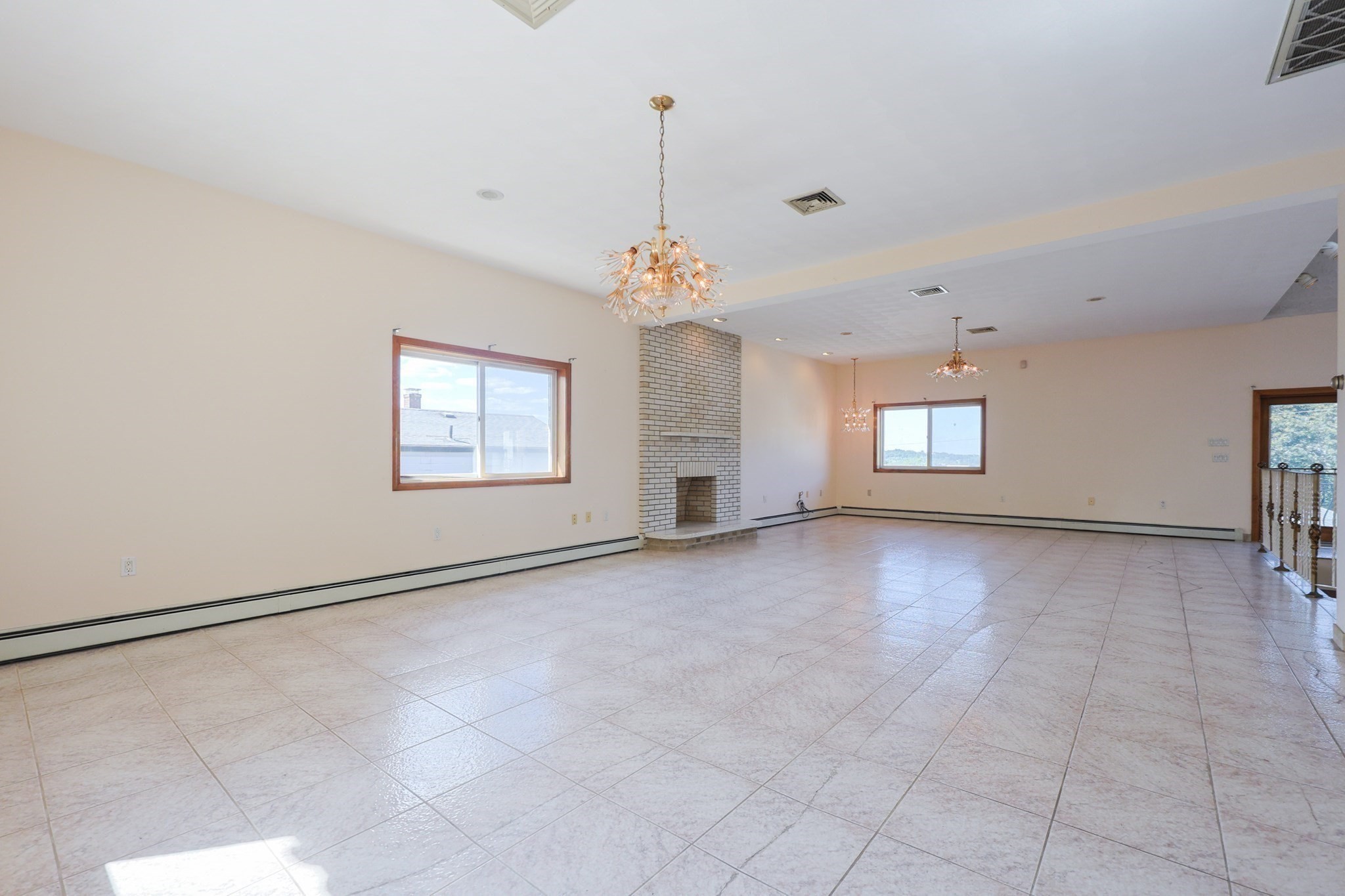 Revere, Massachusetts, 02151, United States, 4 Bedrooms Bedrooms, ,2 BathroomsBathrooms,Residential,For Sale,1934977