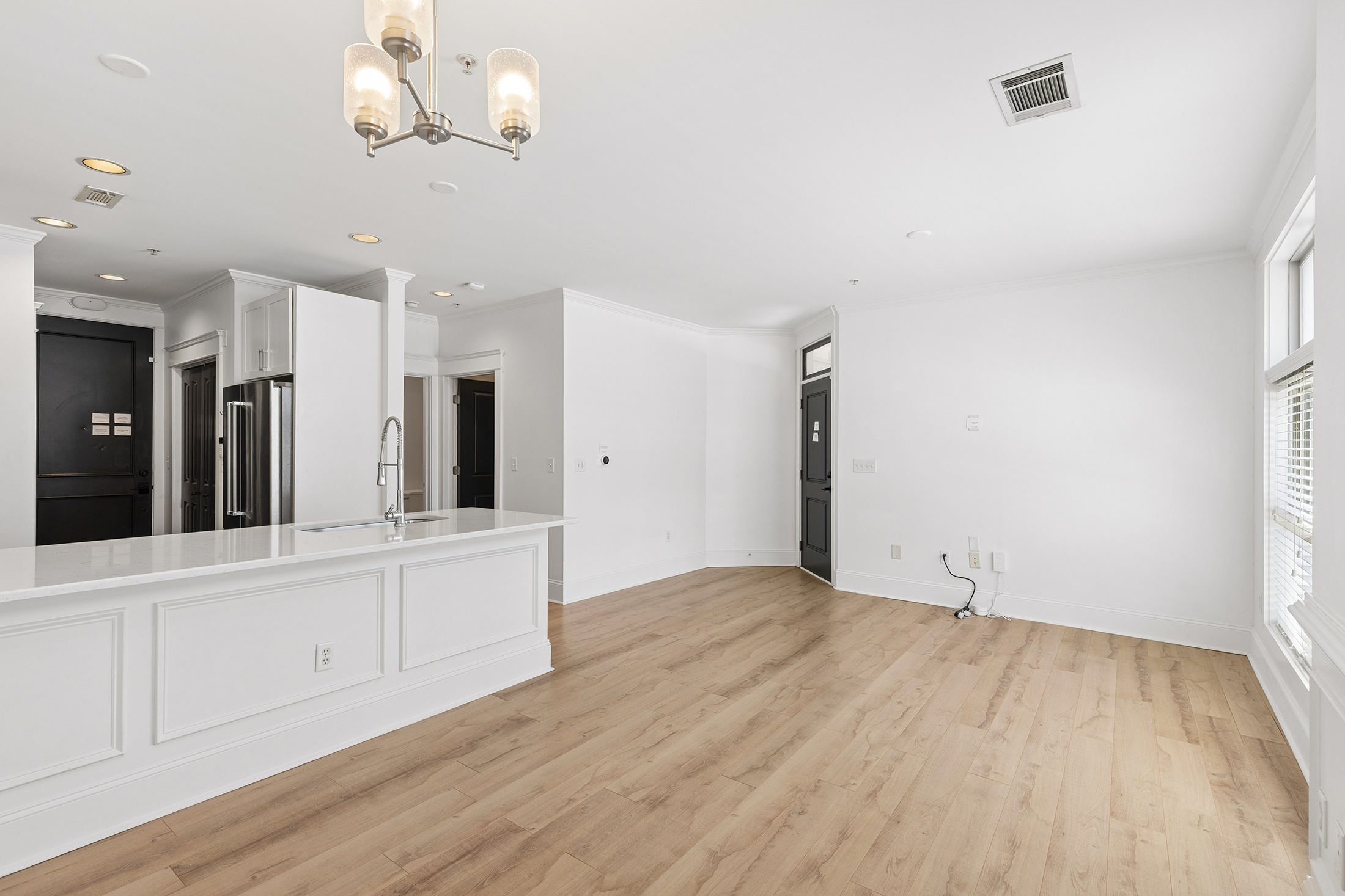  Exceptional Corner Residence in the Vibrant Heart of Midtown - 物件實景