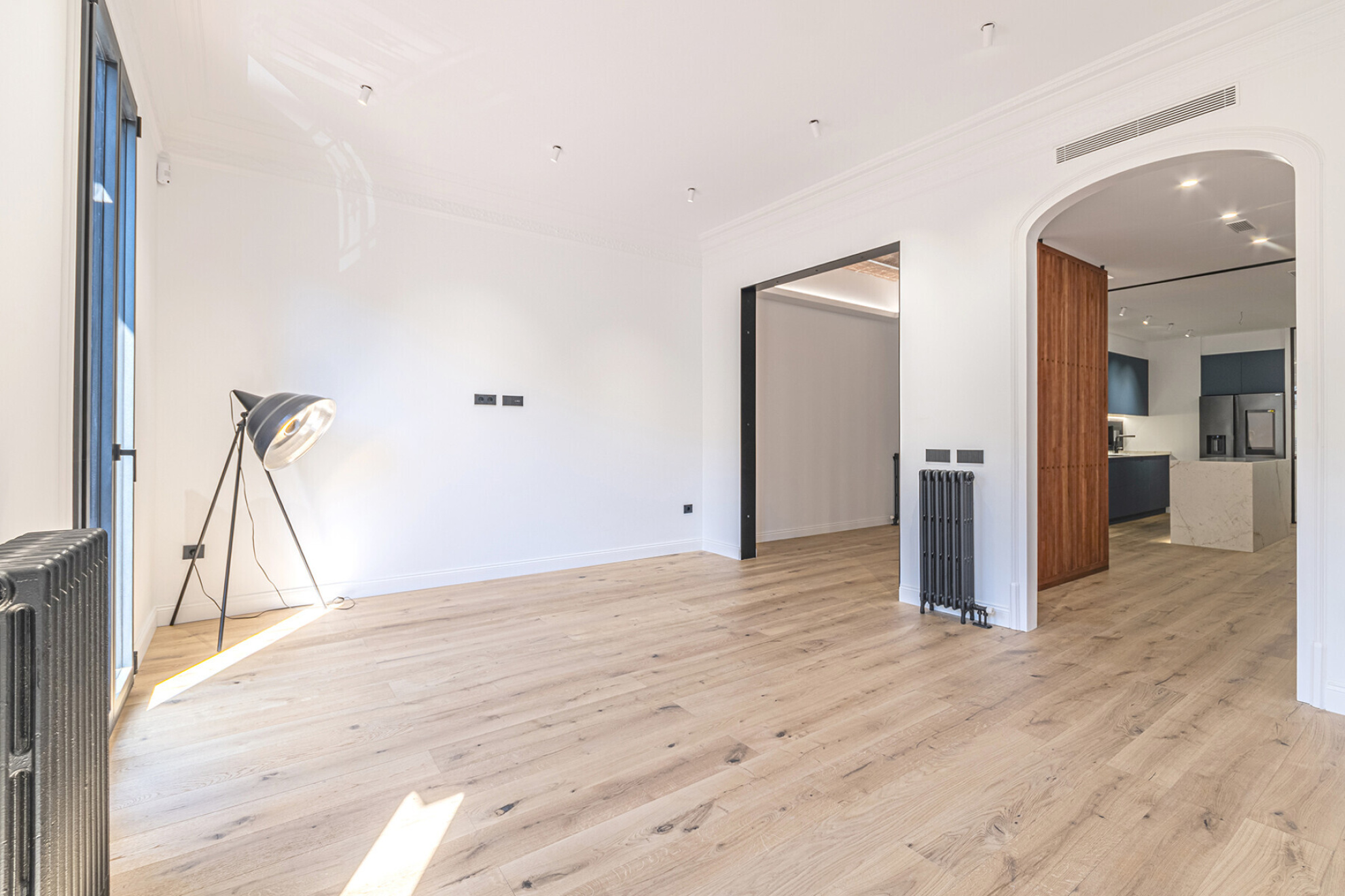  Exclusive brand new home in a regal estate on Mallorca Street - 物件實景